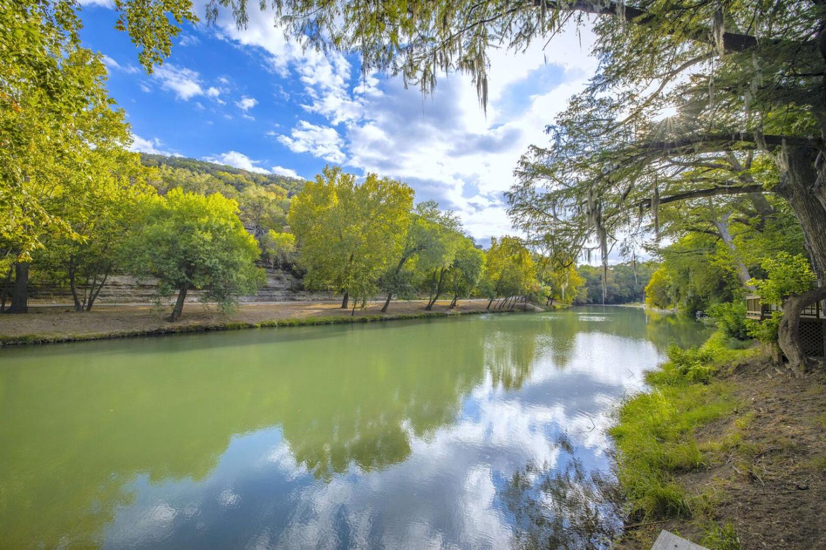 Ponderosa Paradise- Waterfront Home on the Guadalupe River!