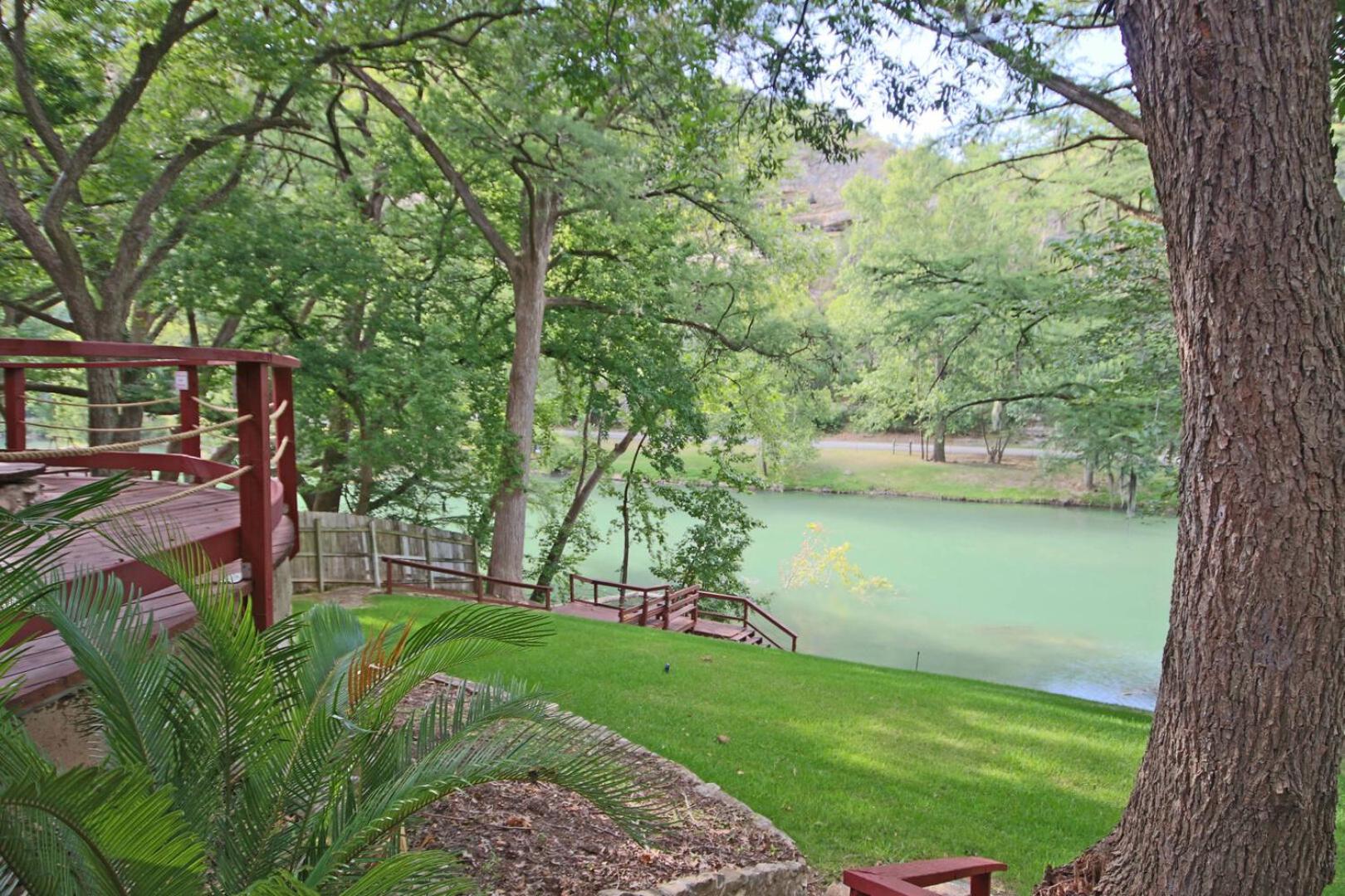 Ponderosa Paradise- Waterfront Home on the Guadalupe River!