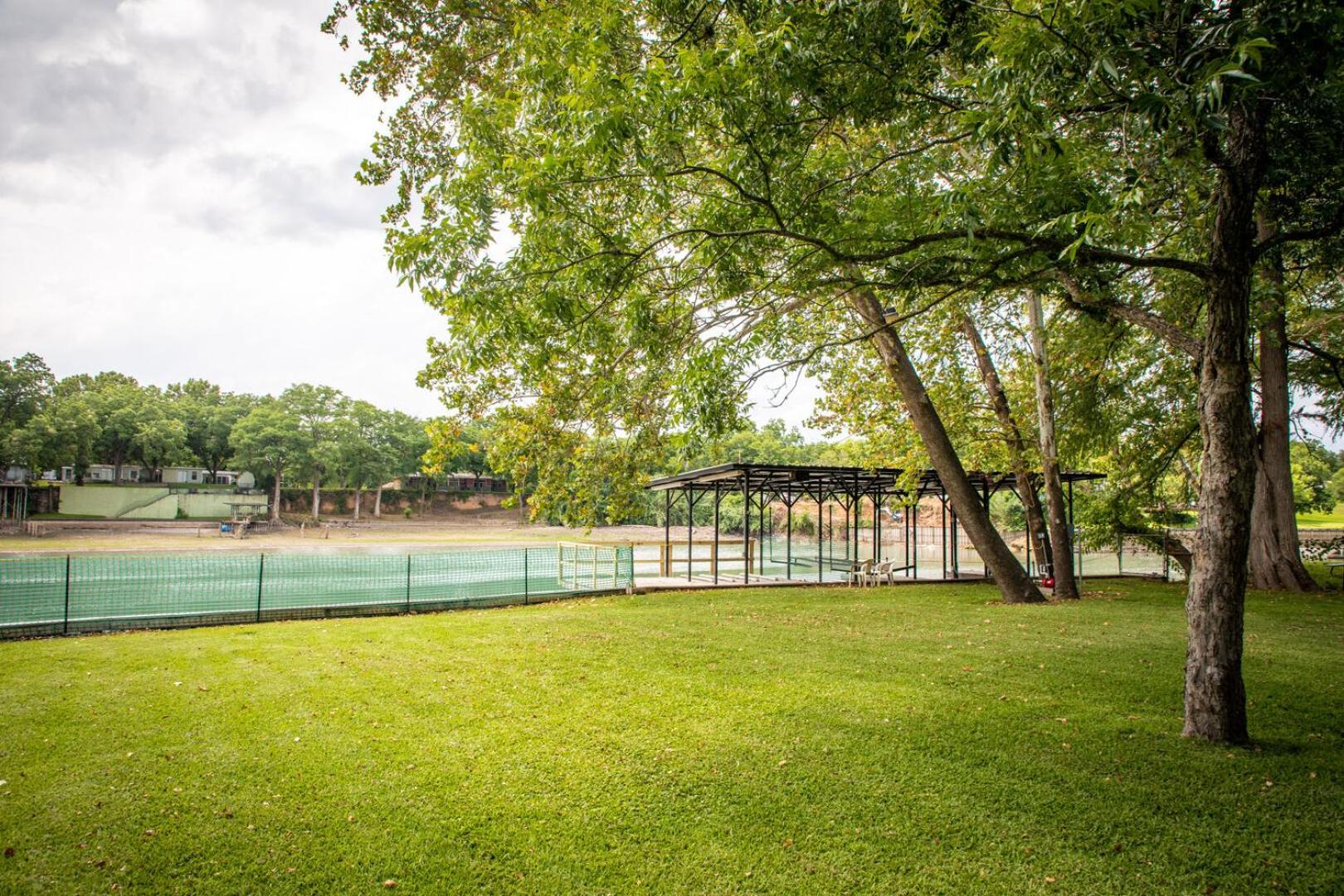 Pecan Shores Retreat- Waterfront Home Only 6 Miles from Schlitterbahn!