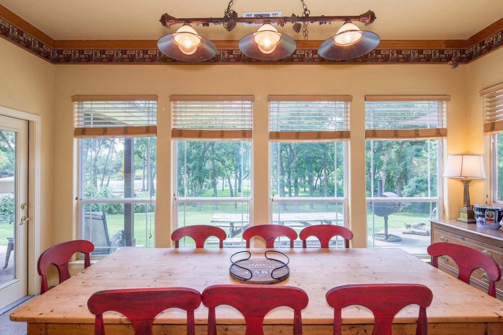 Pecan Shores Retreat- Waterfront Home Only 6 Miles from Schlitterbahn!