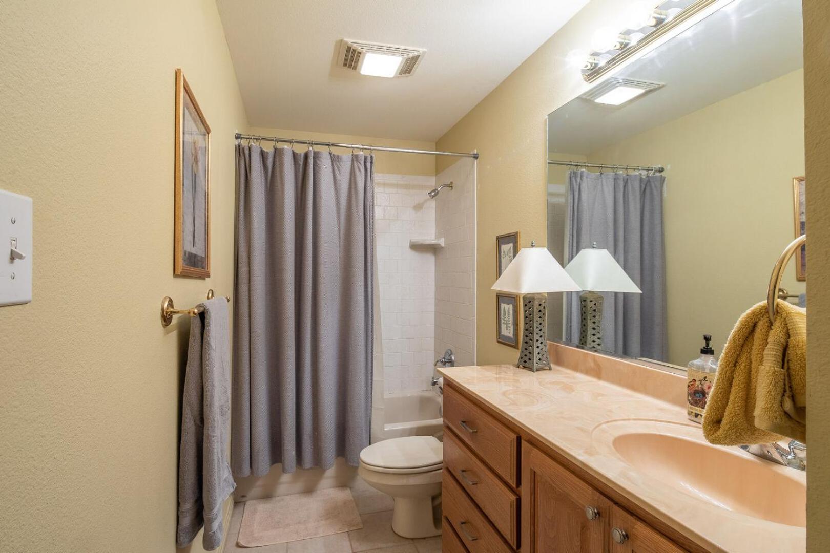 Pecan Shores Retreat- Waterfront Home Only 6 Miles from Schlitterbahn!