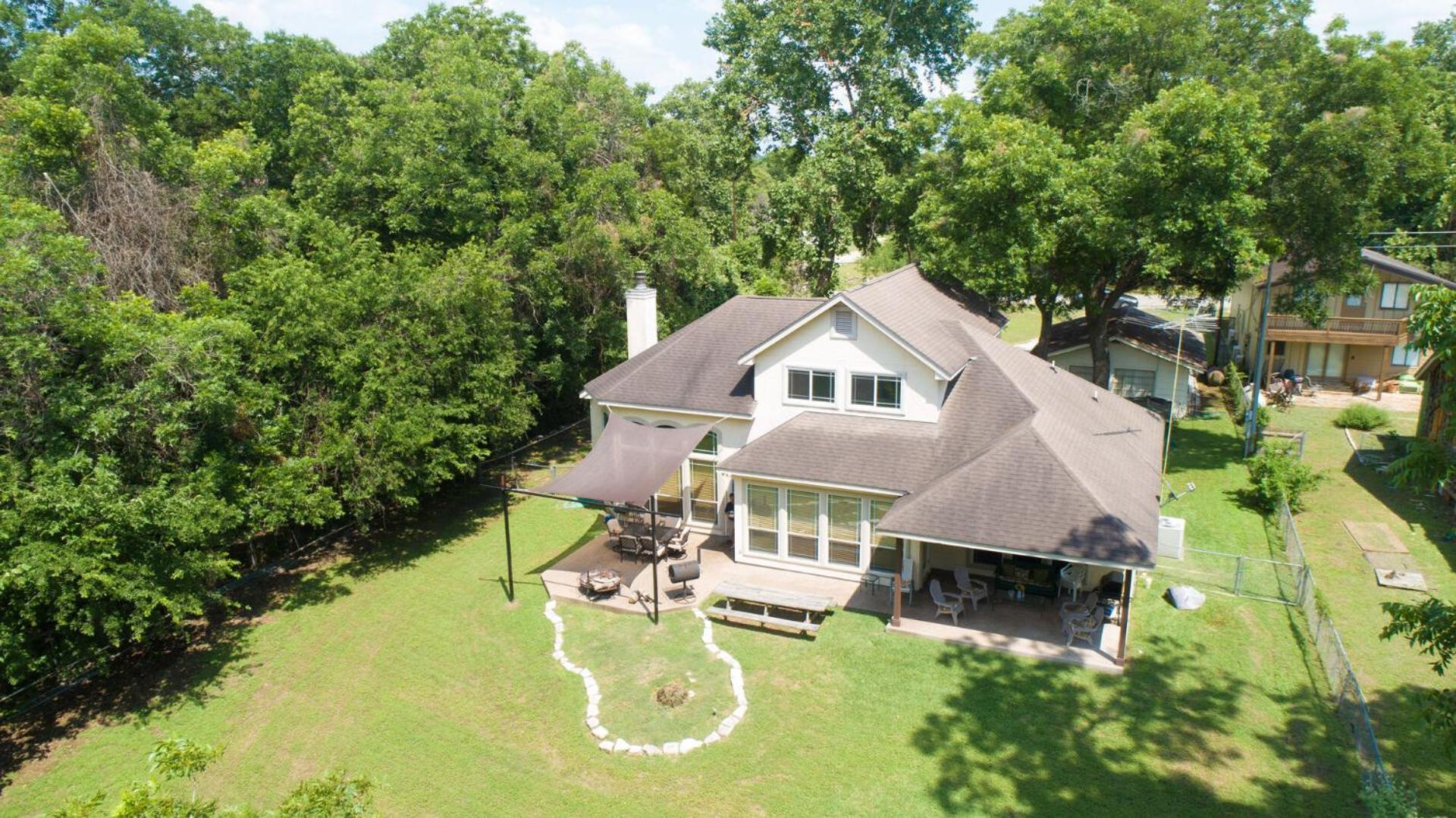 Pecan Shores Retreat- Waterfront Home Only 6 Miles from Schlitterbahn!