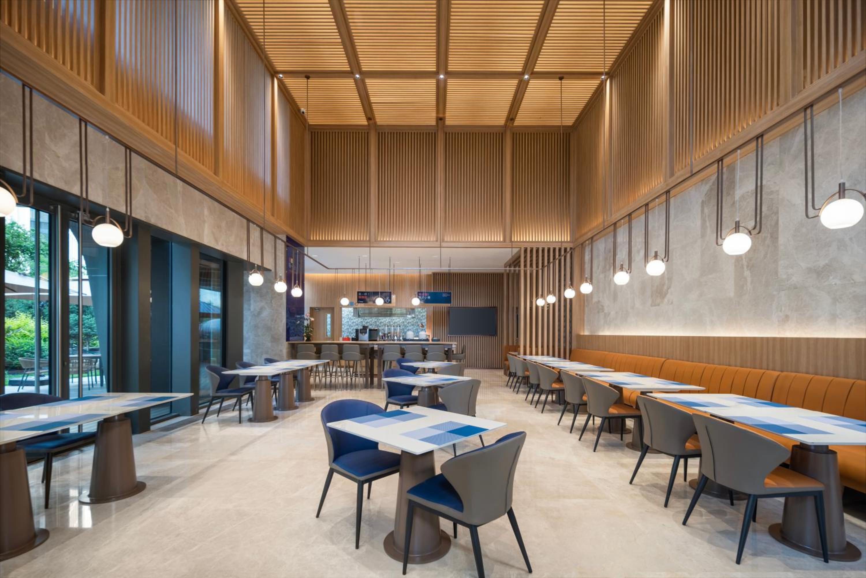 Changchun Vacations - Holiday Inn Express Changchun Ecological Square, an IHG Hotel - Property Image 8