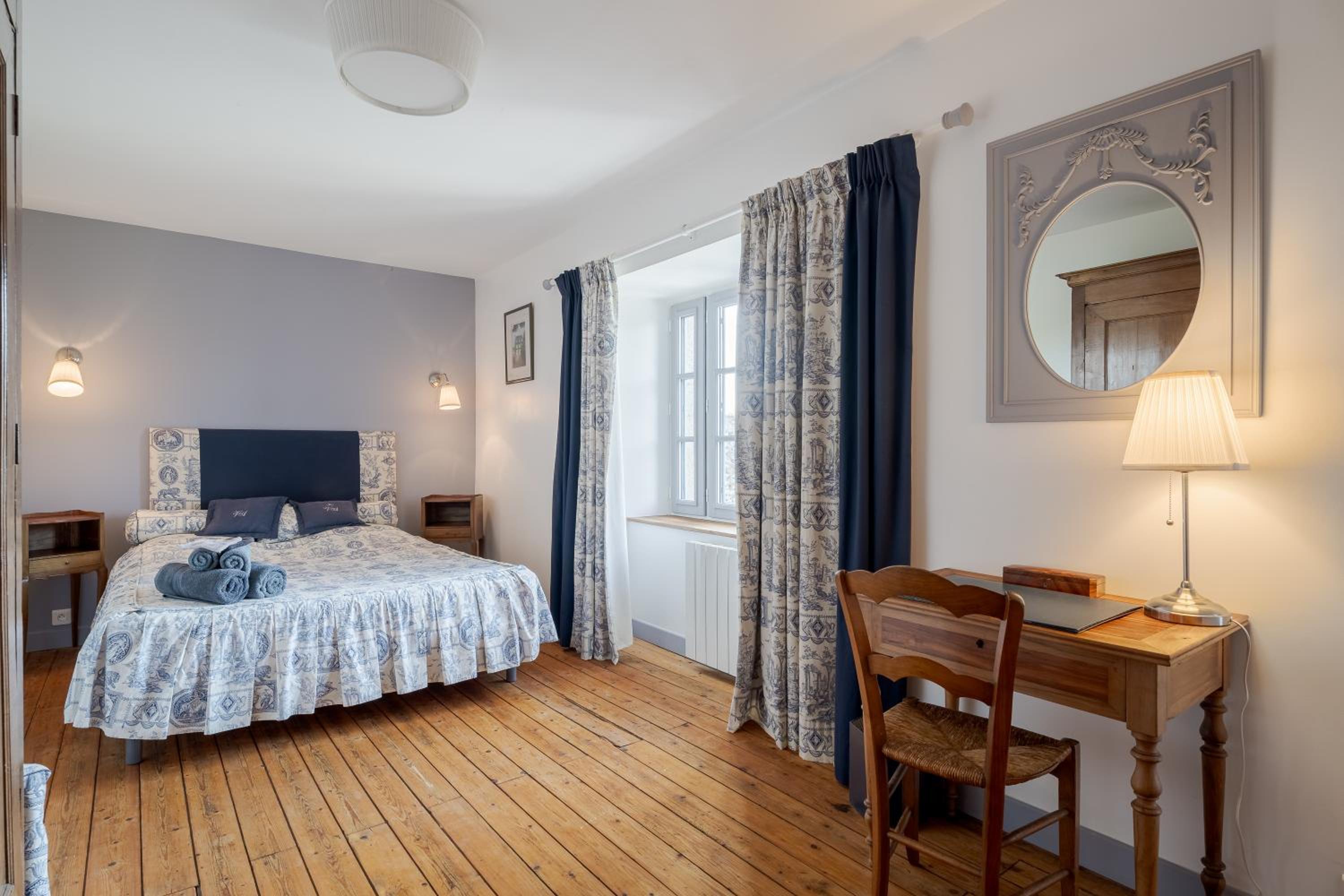 La Petite Ville Aze Prs De St Malo