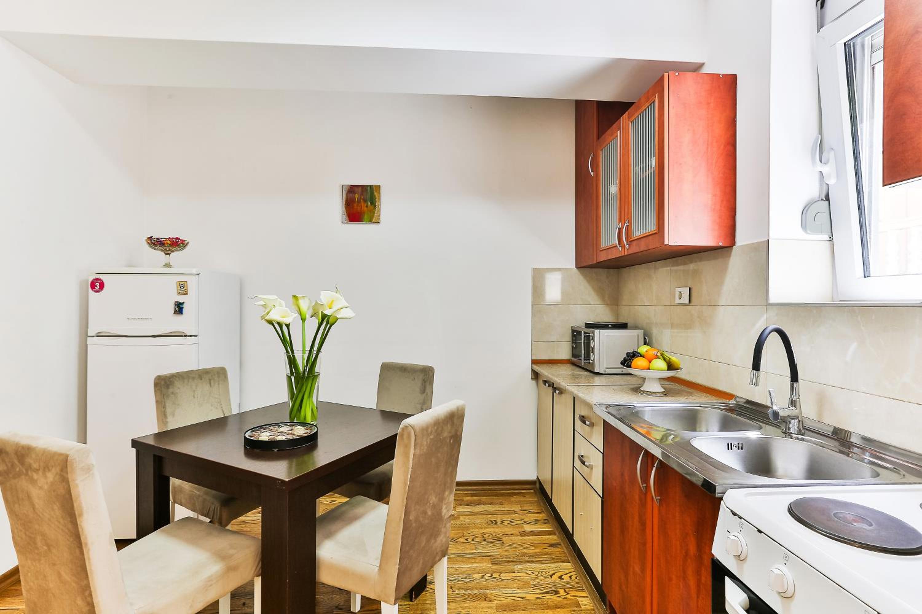 City Montesun Apartments 2 view 5