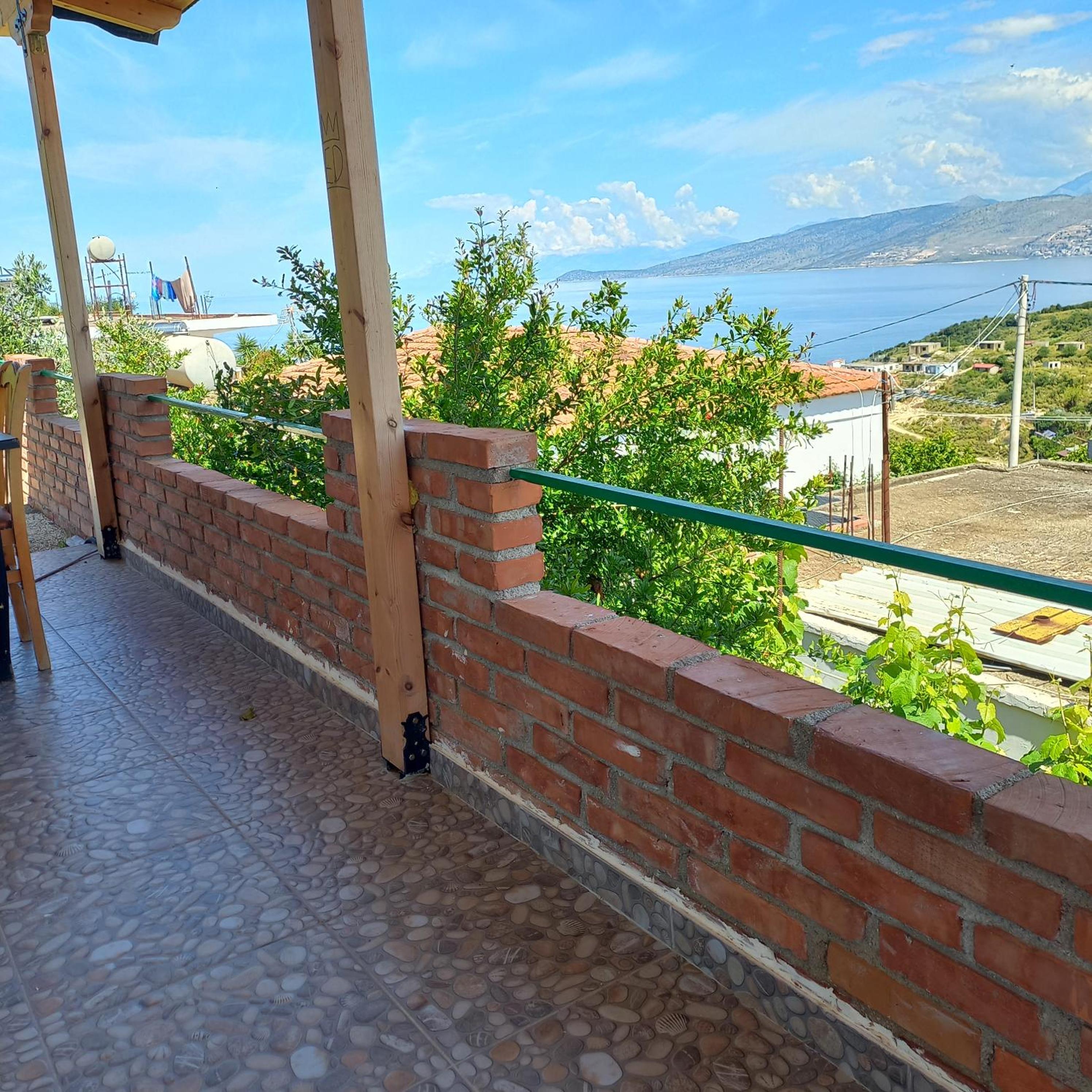 Emiljano Seaview