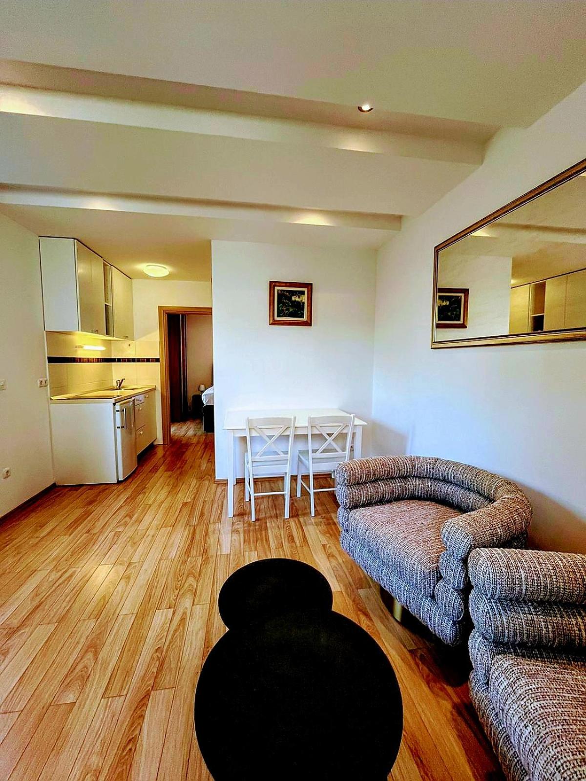 Apartments Corner