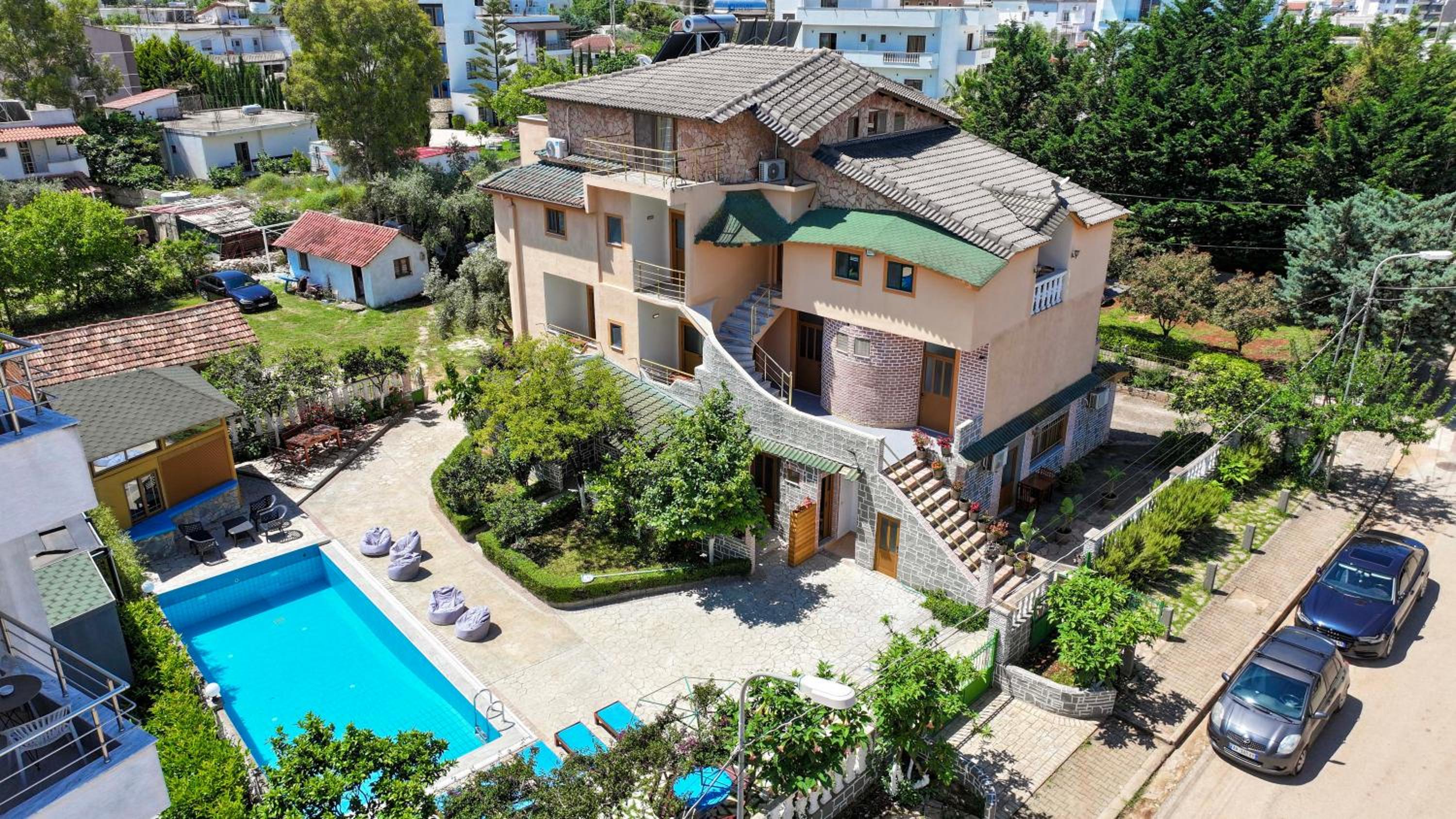 Vila EN AD