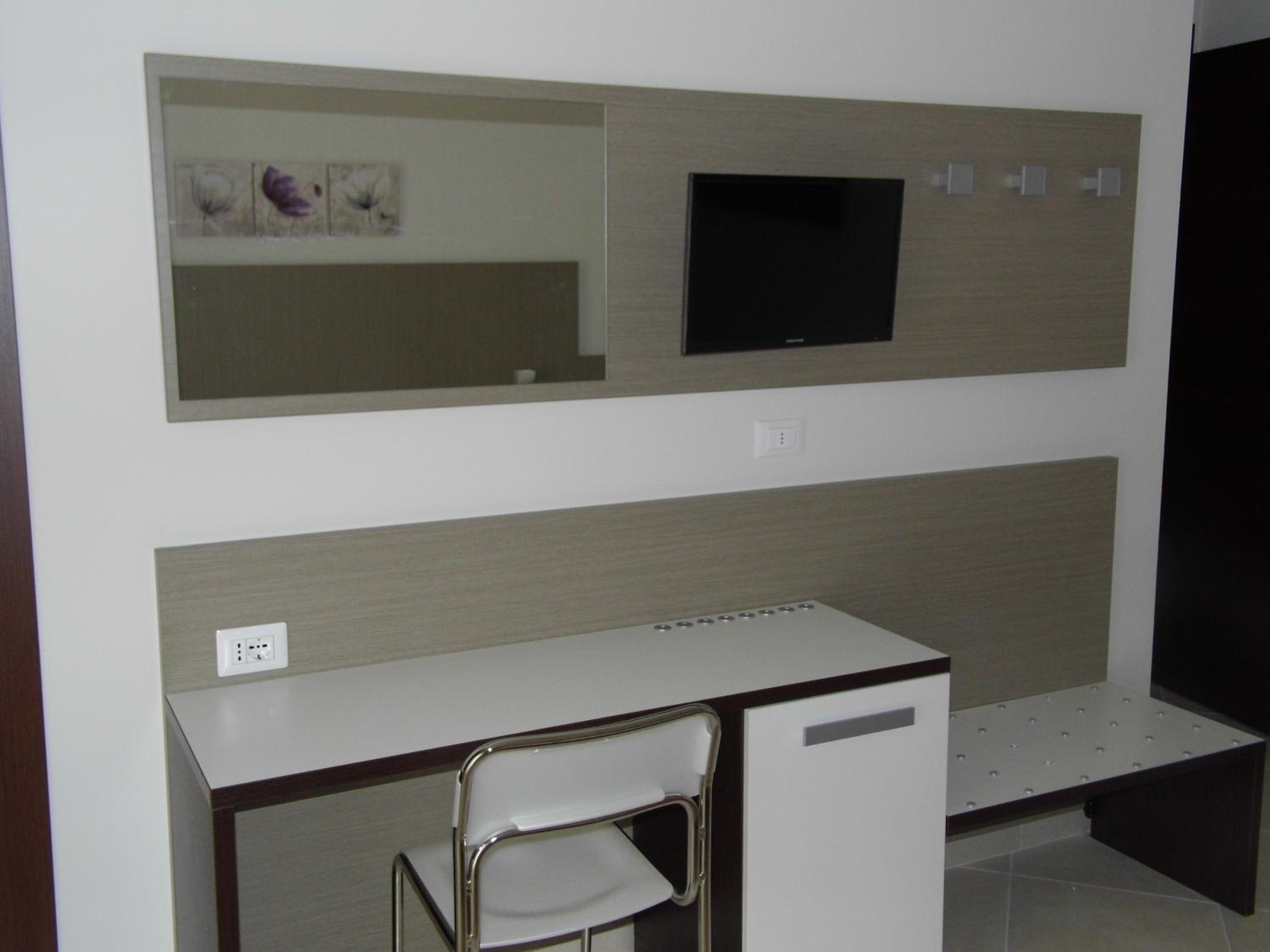 Photo 7