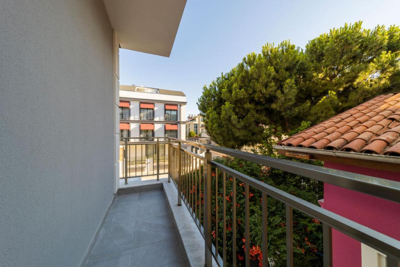 Central Flat with Balcony in Muratpasa