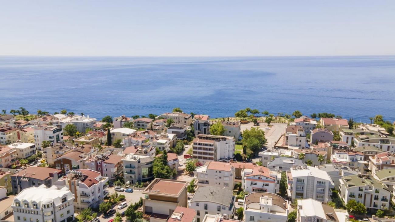 Hotel Central Flat with Balcony in Muratpasa - Image 1