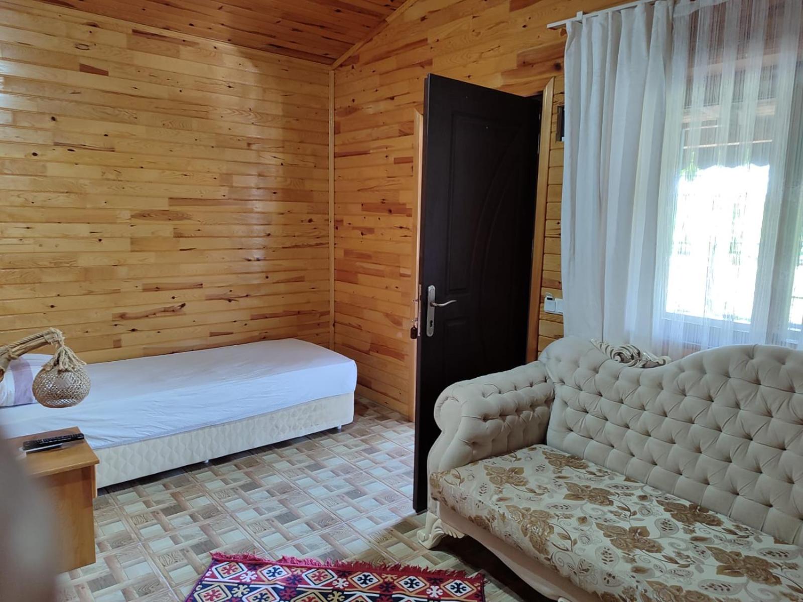 Flora Pansiyon Çıralı - Image 20