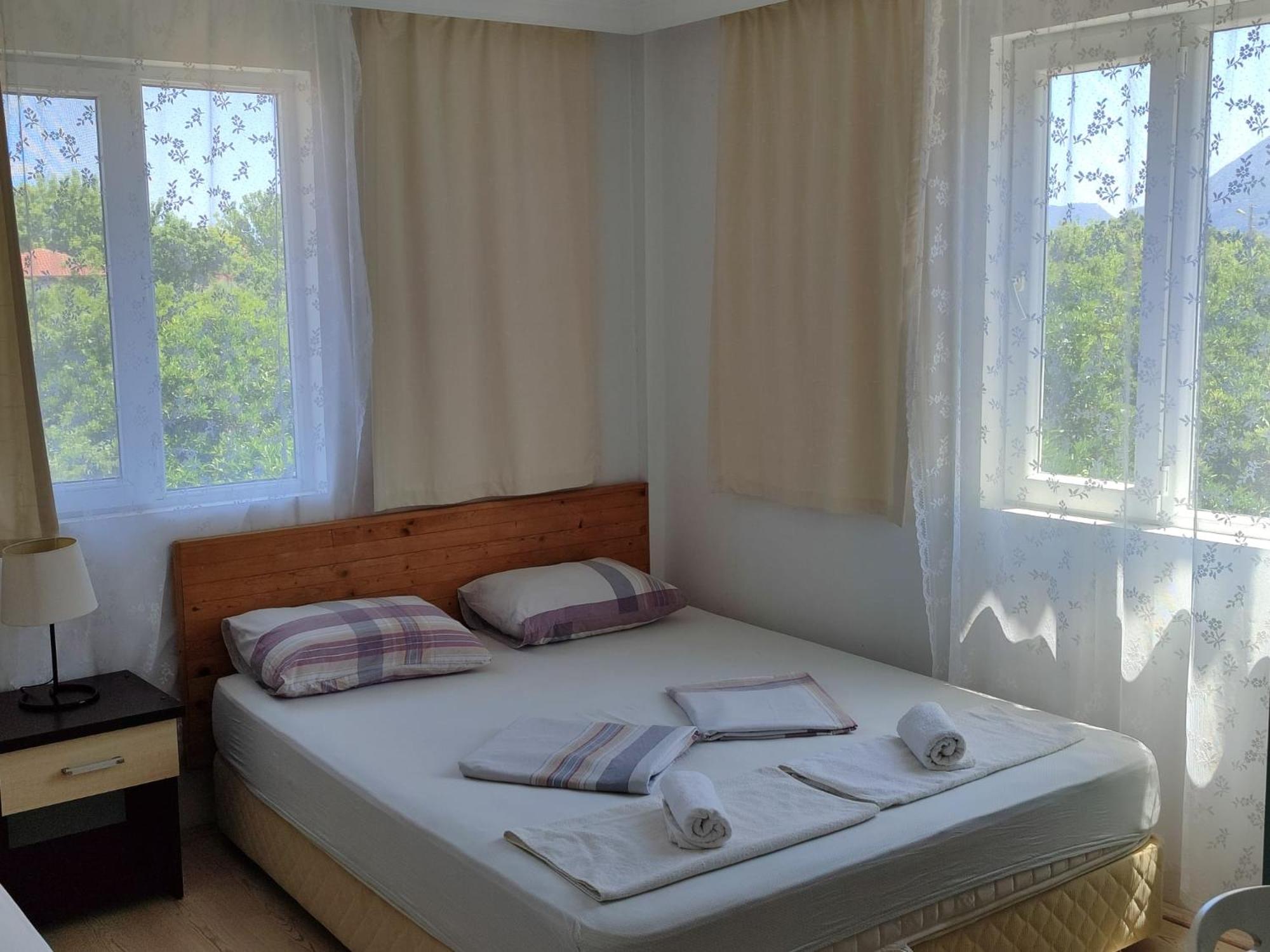 Flora Pansiyon Çıralı - Image 9