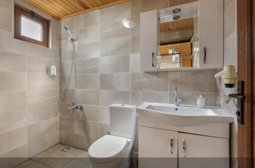 Flora Pansiyon Çıralı - Image 17