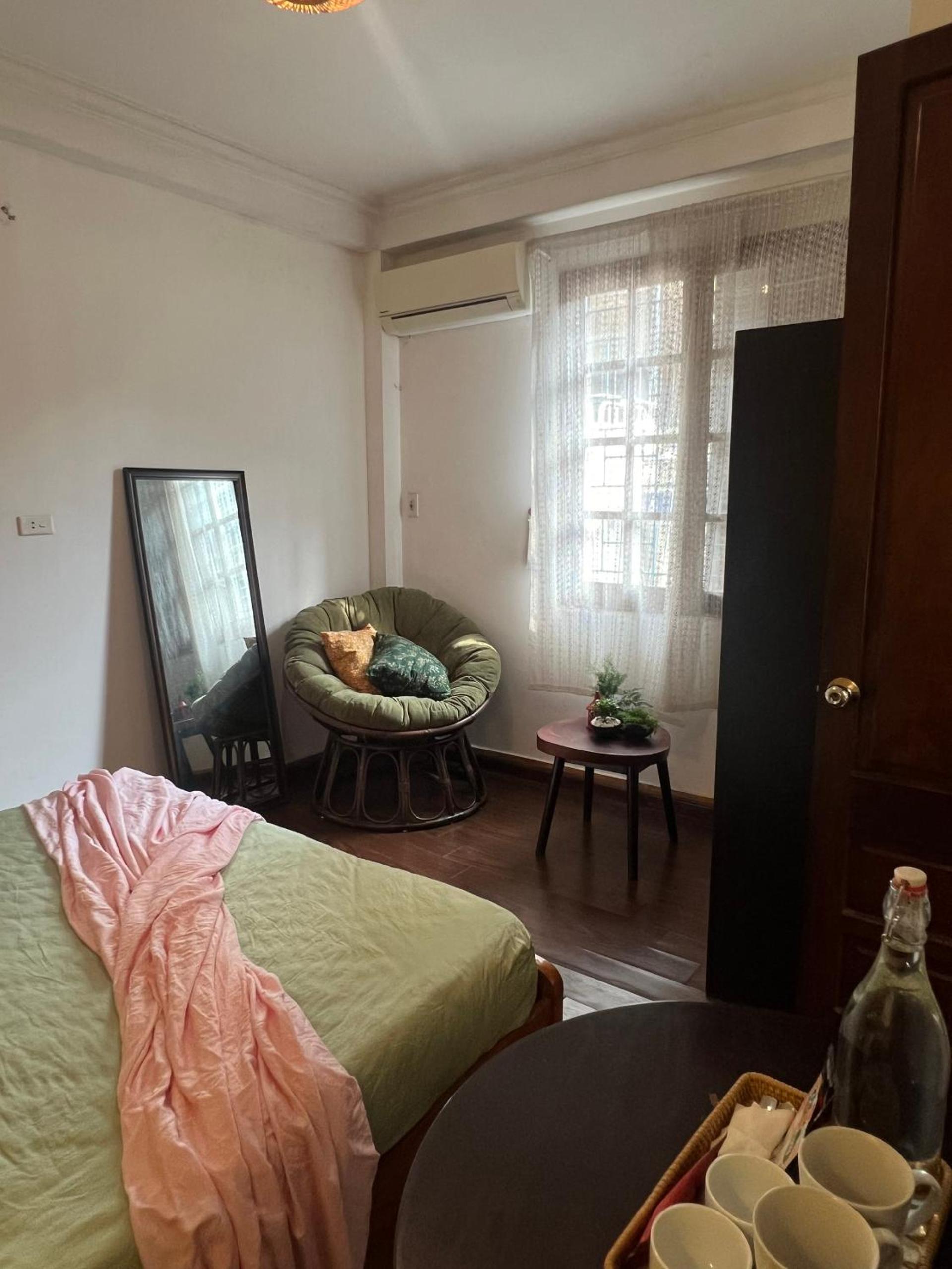 Millan Home - Near Central and Railway Station