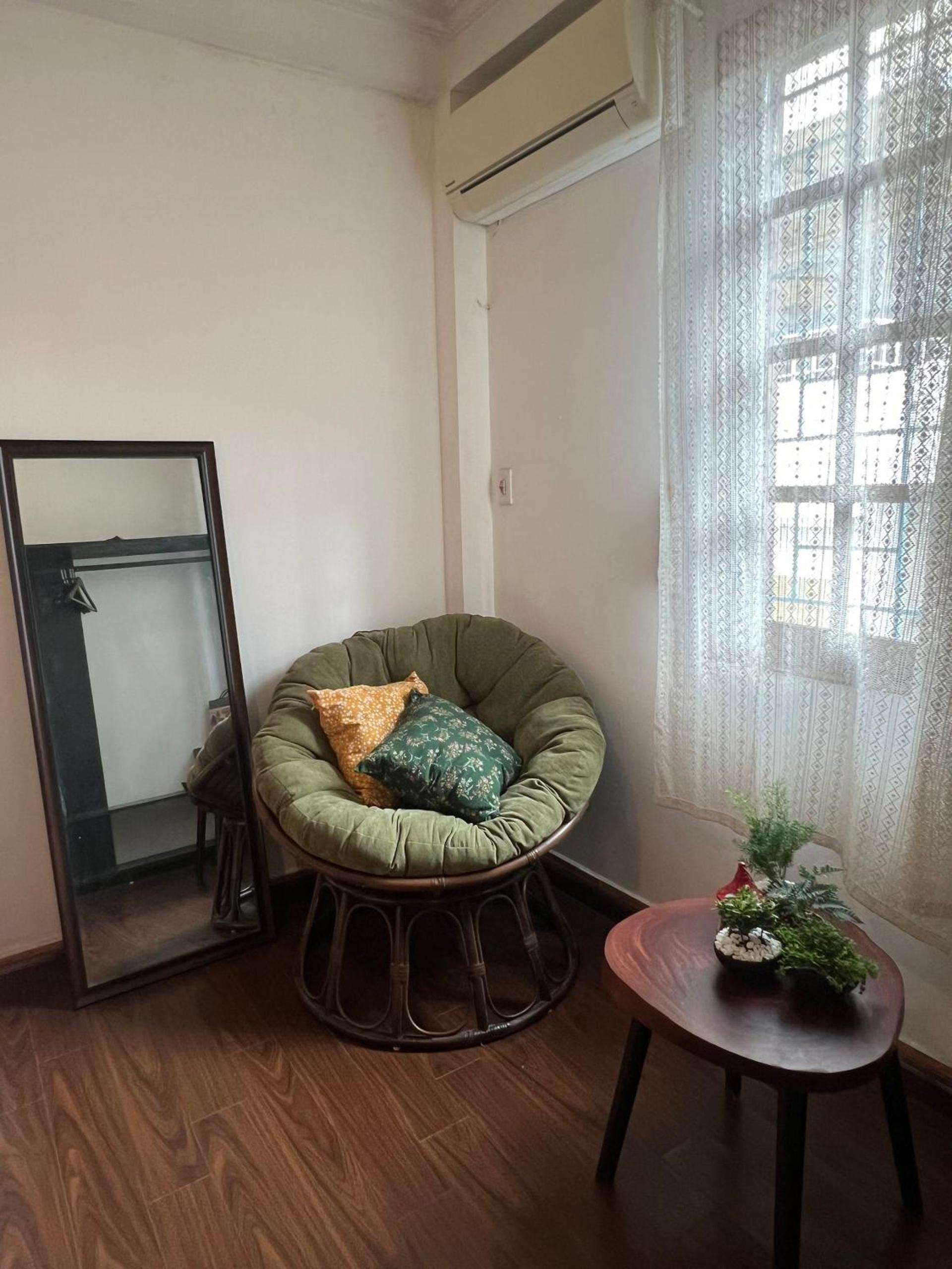 Millan Home - Near Central and Railway Station