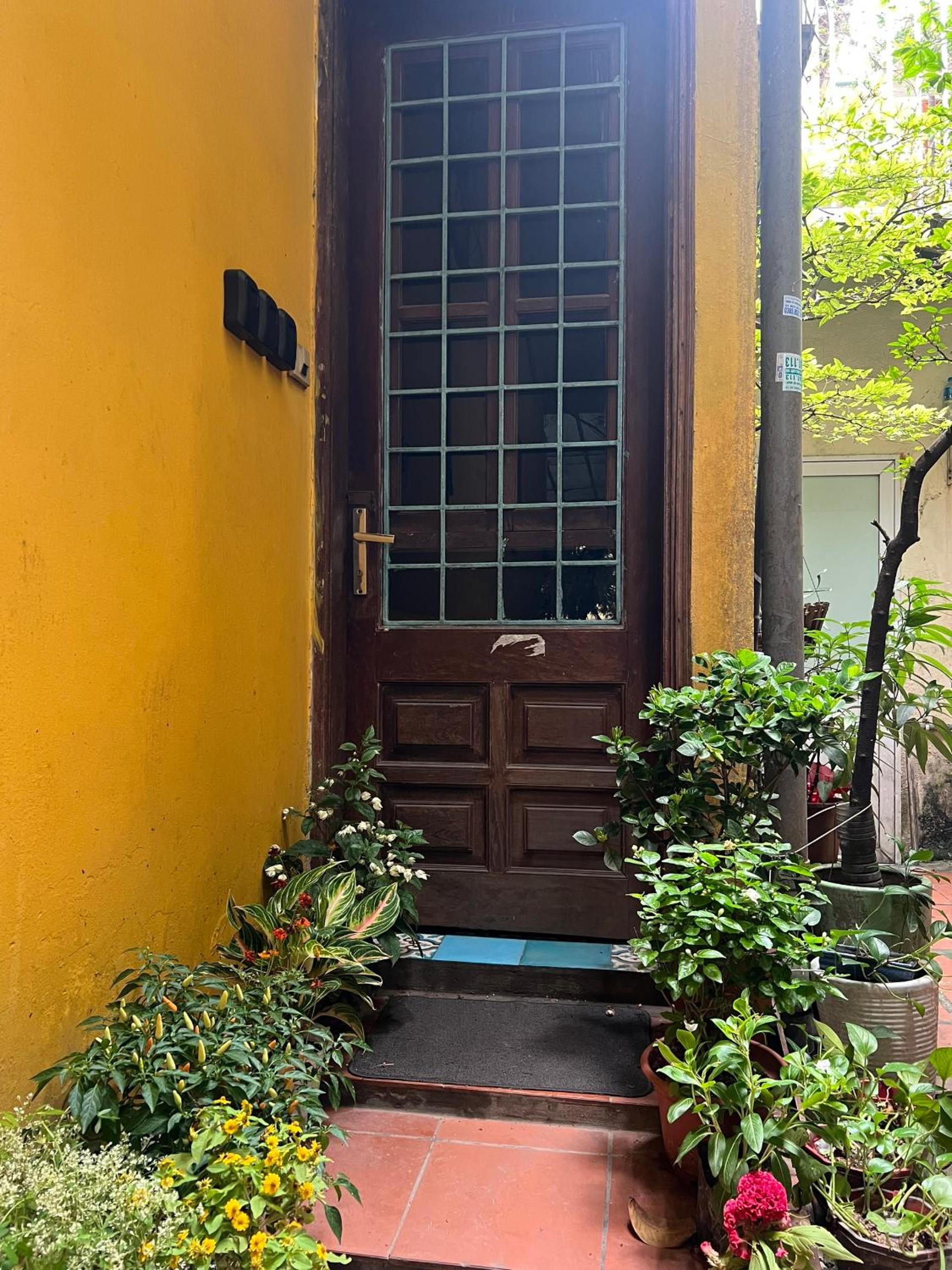 Millan Home - Near Central and Railway Station