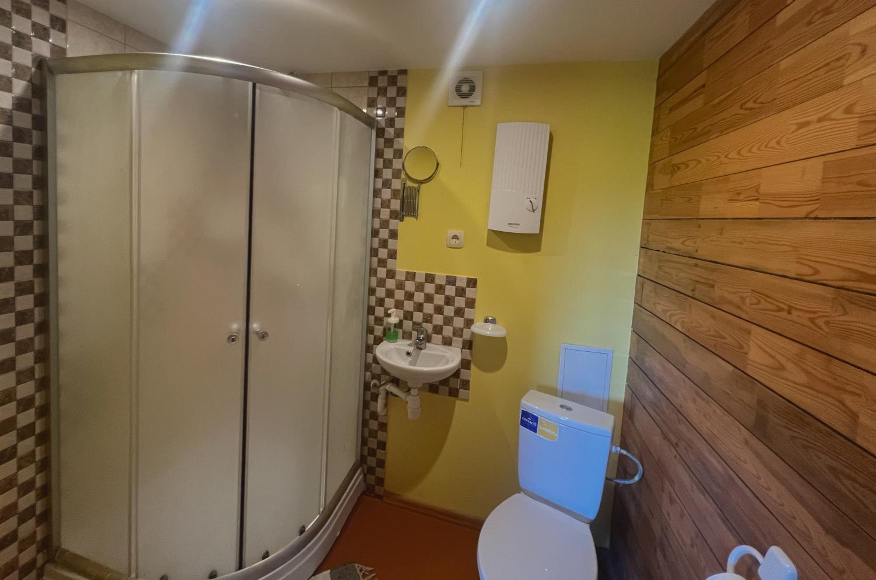 Vītolu dīķi - atpūtas mājiņas ar makšķerēšanu view 4