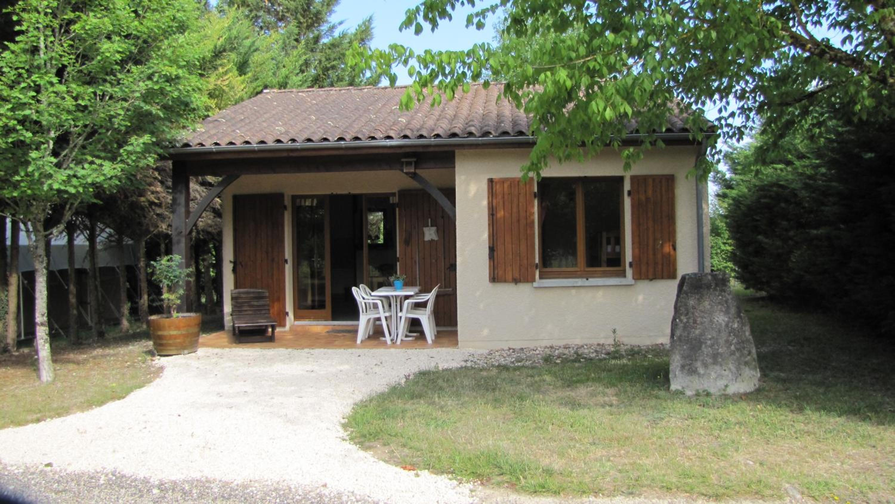 camping fontaine du roc view 2