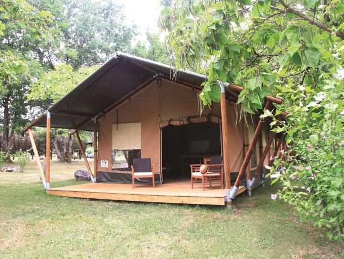 camping fontaine du roc view 3