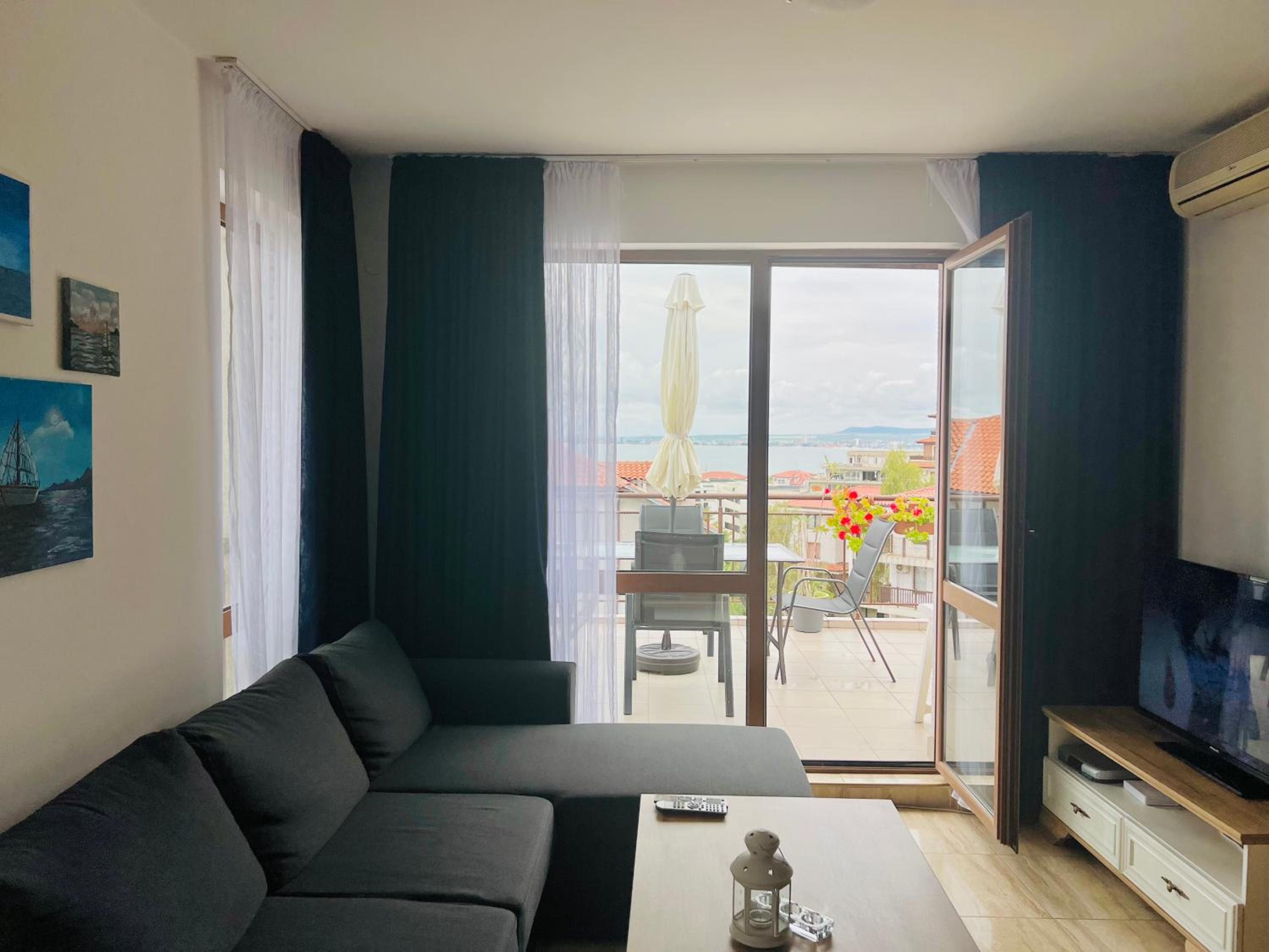 La terrace Sea view