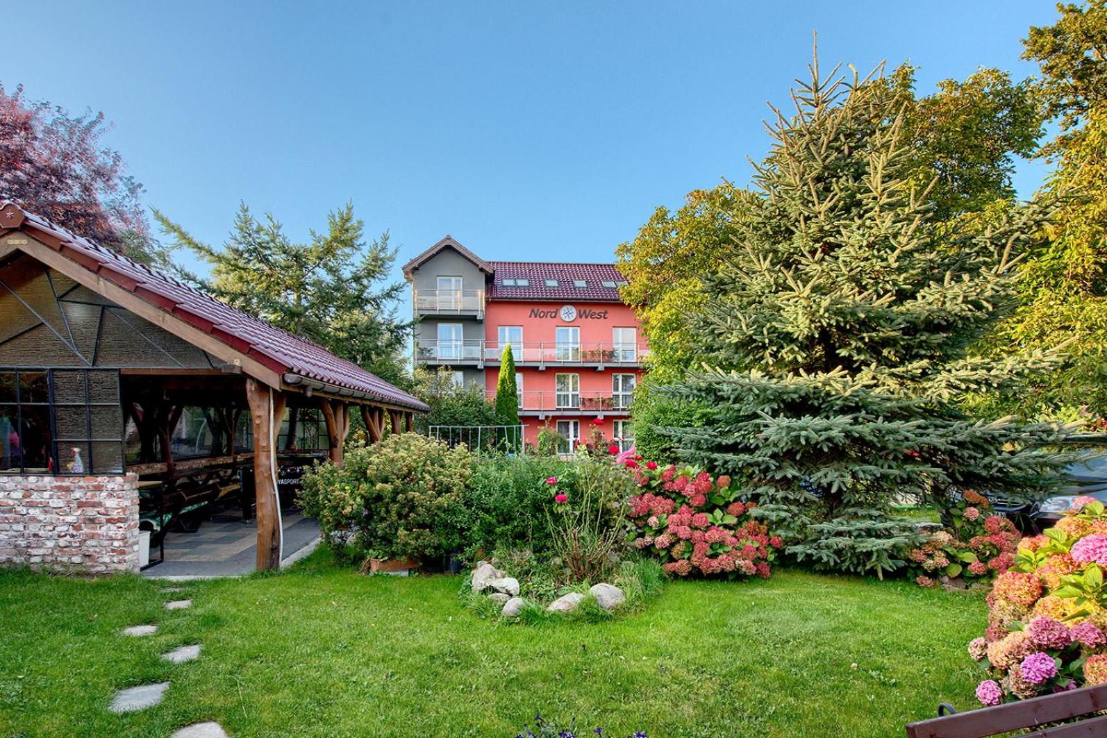 Nord-West i restauracja Tawerna Kubryk
