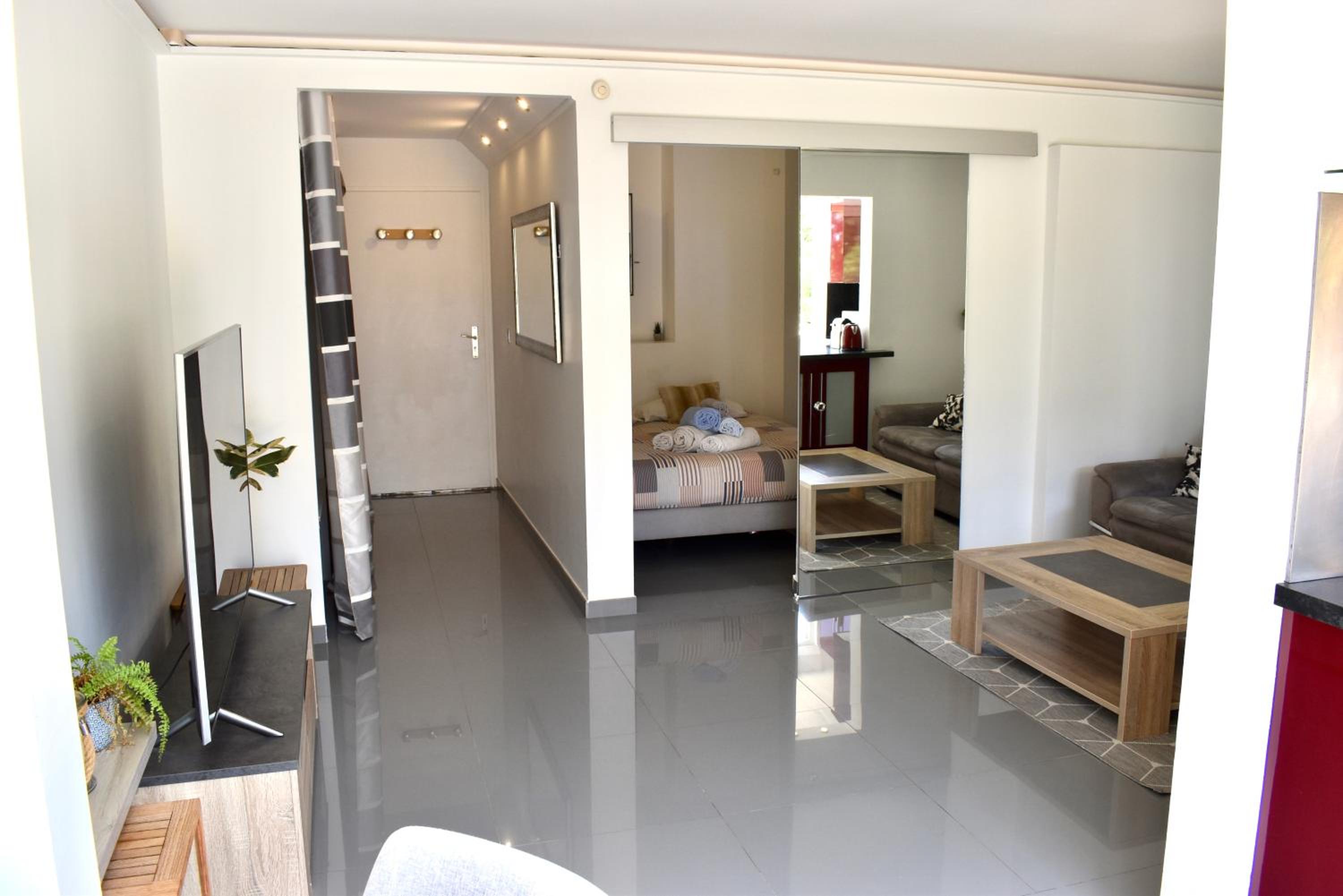 Magnifique Appartement 2 pièces au calme photo 4