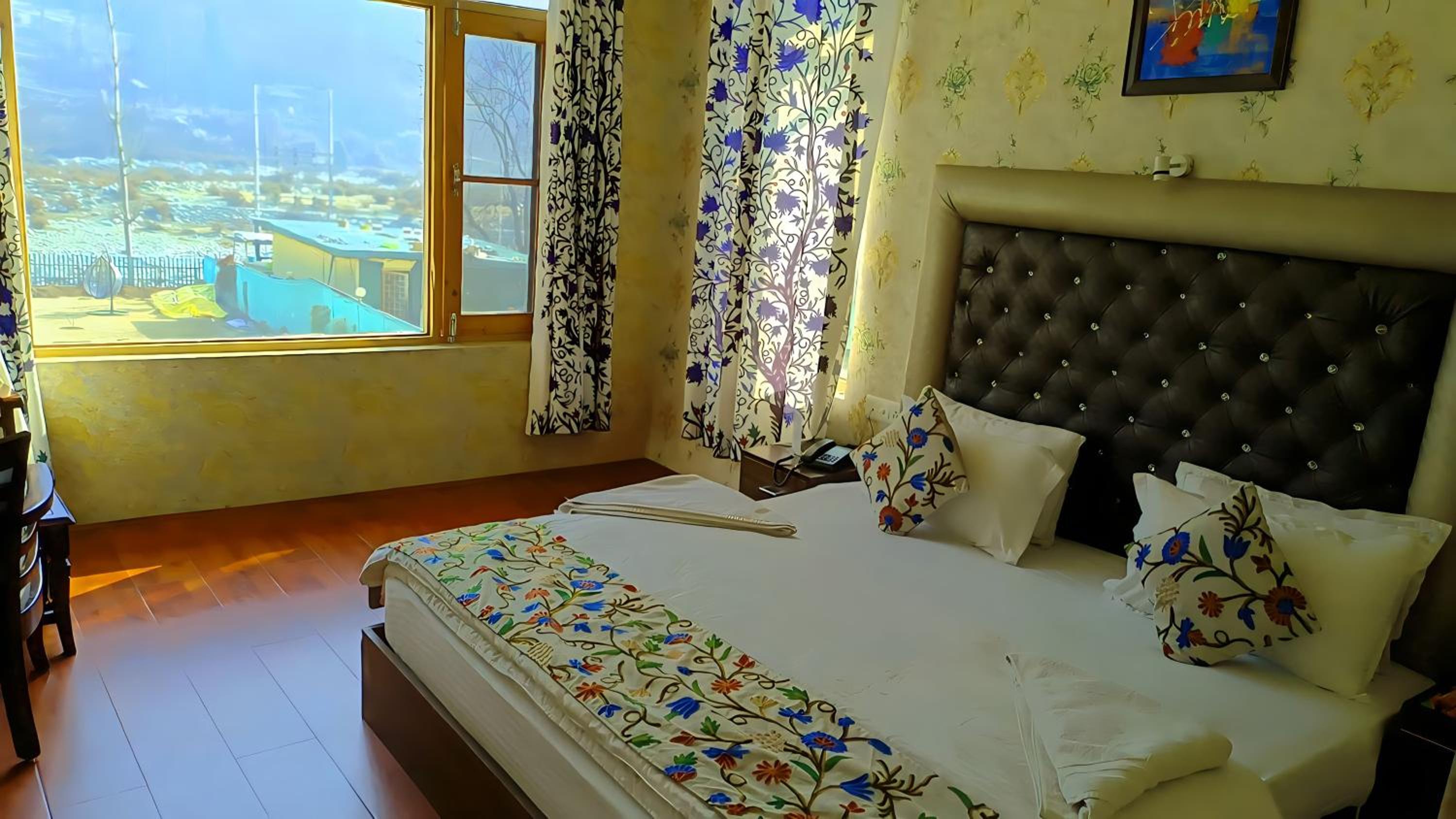 Hotel River View Resort view 2