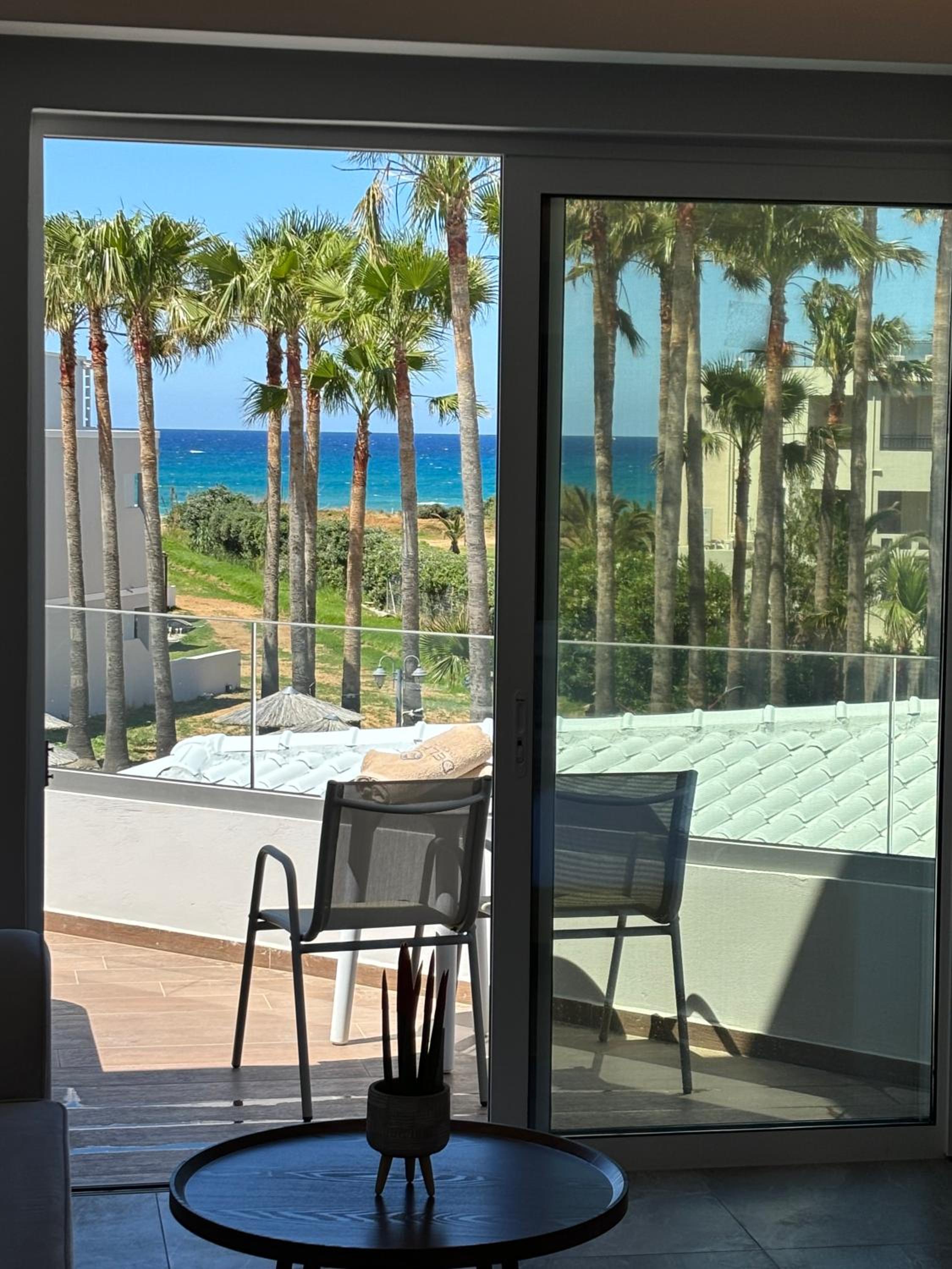 Delfina Tropic Beach