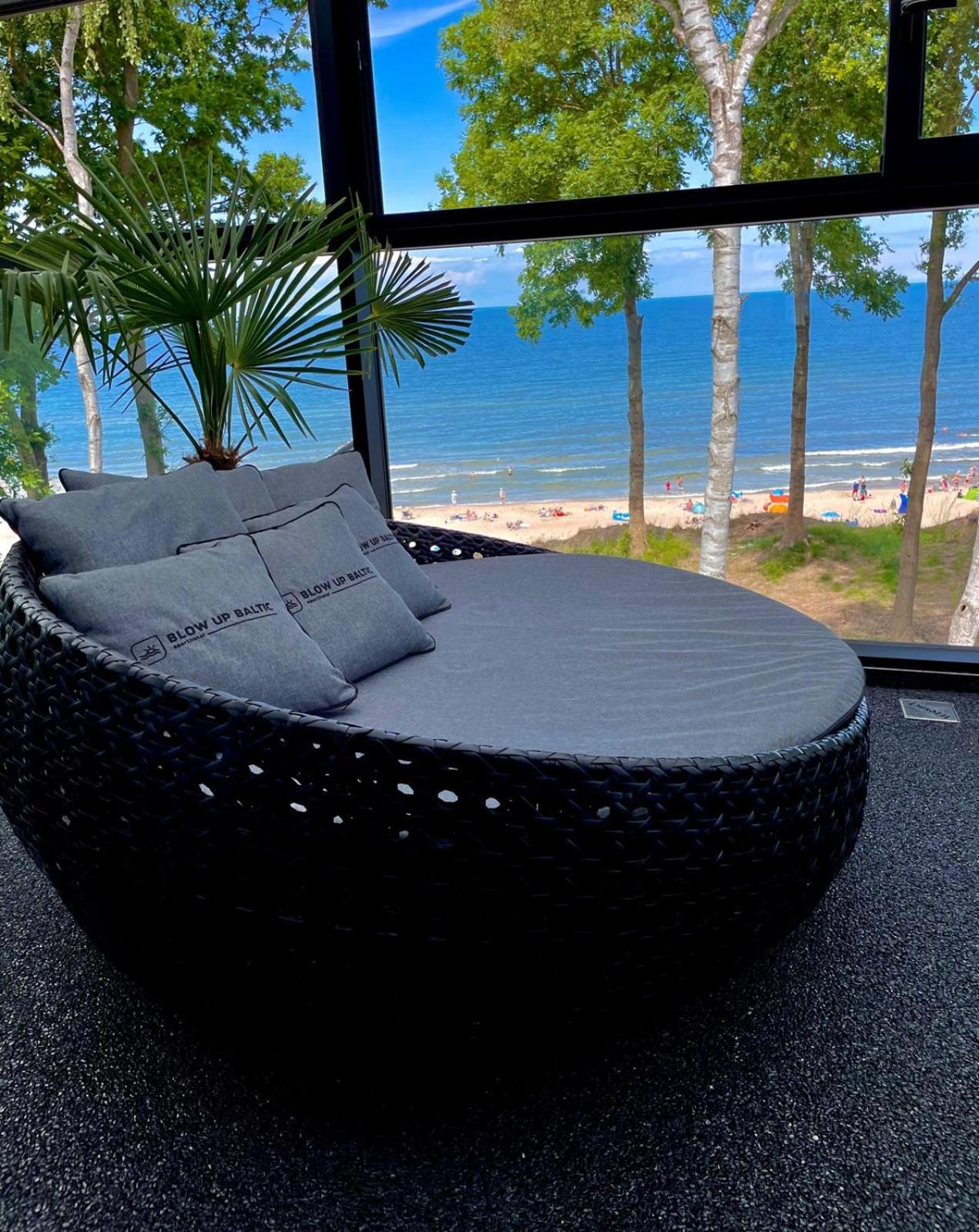 Hotel Blow up Baltic Trzęsacz - Image 1