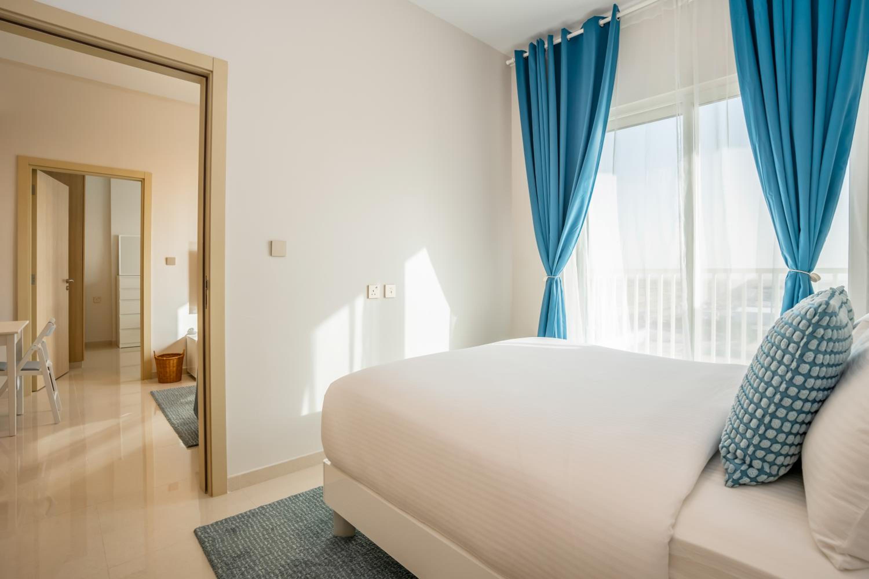 Homesgetaway - Elegant 2BRApt In Navitas A Damac Hills 2