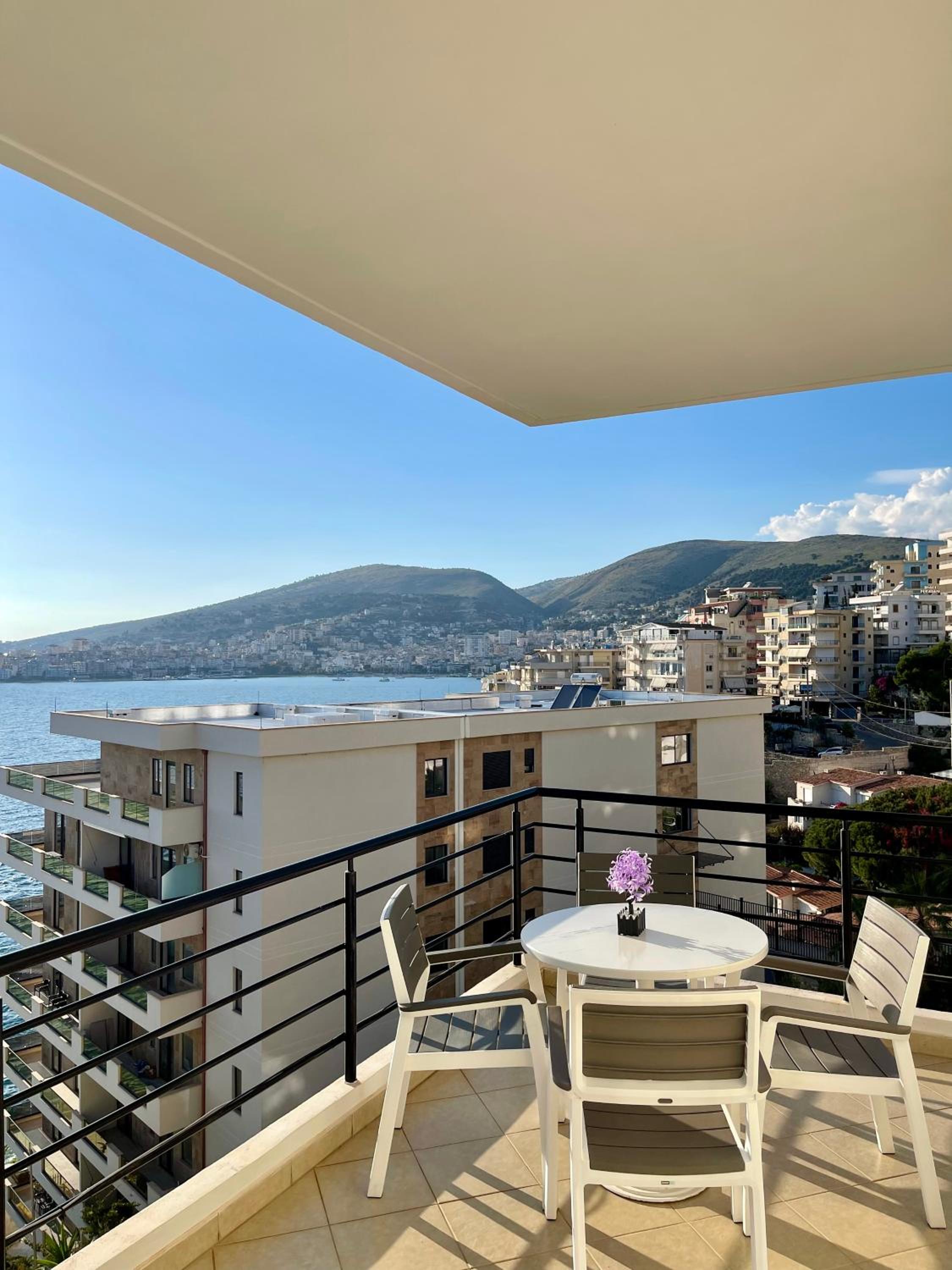 Eleana Apartments