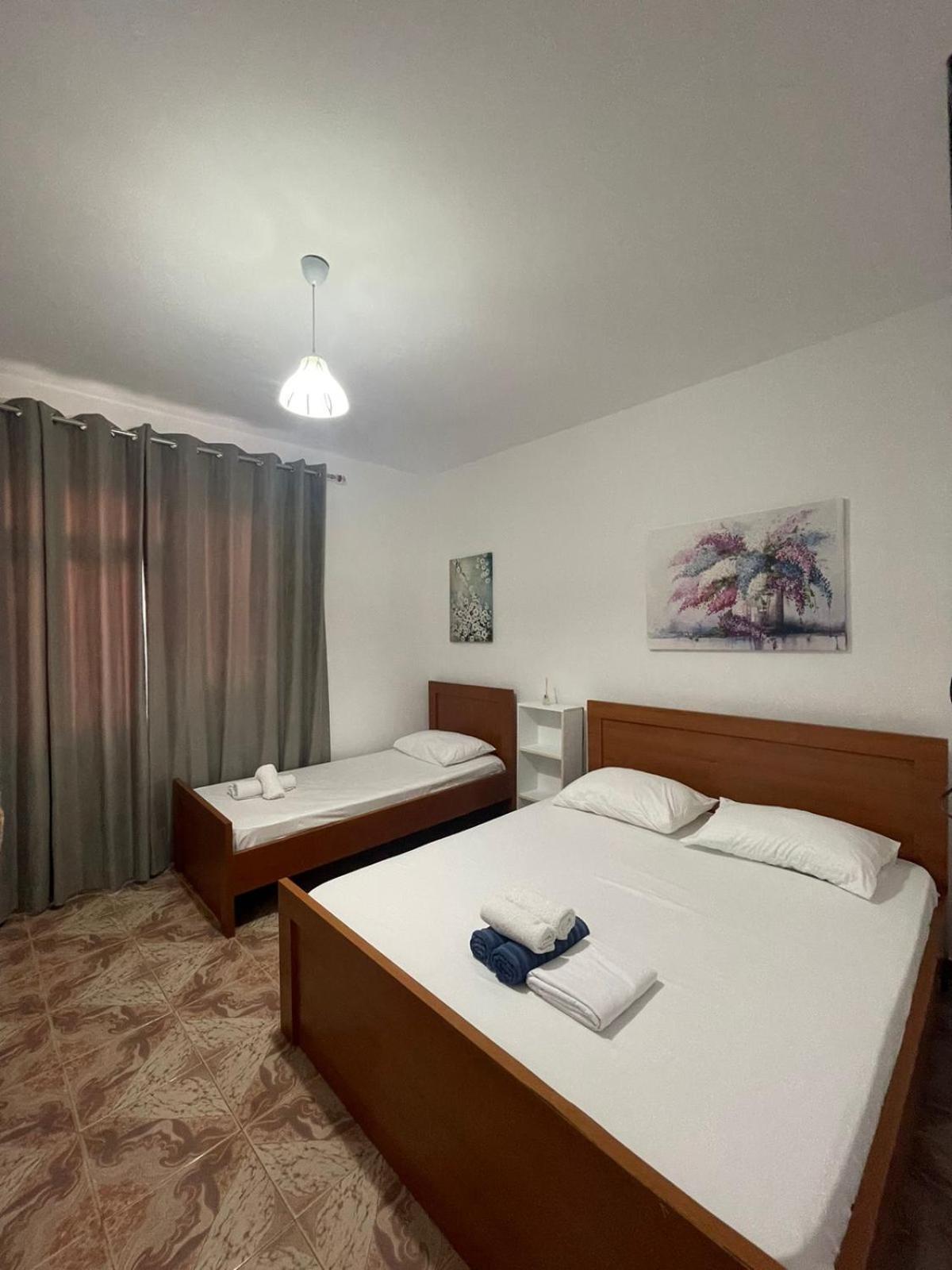 Rent rooms Loren