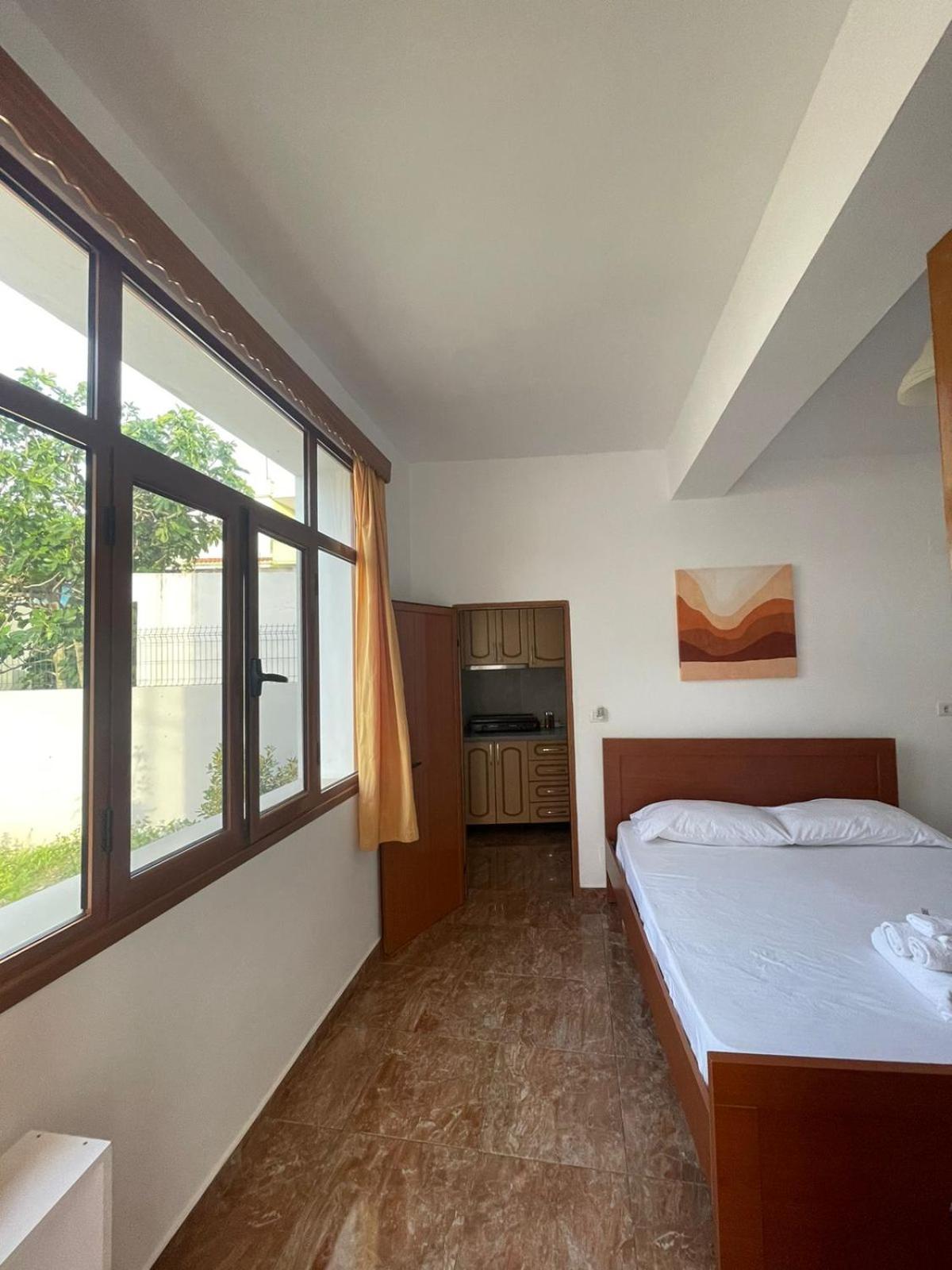 Rent rooms Loren