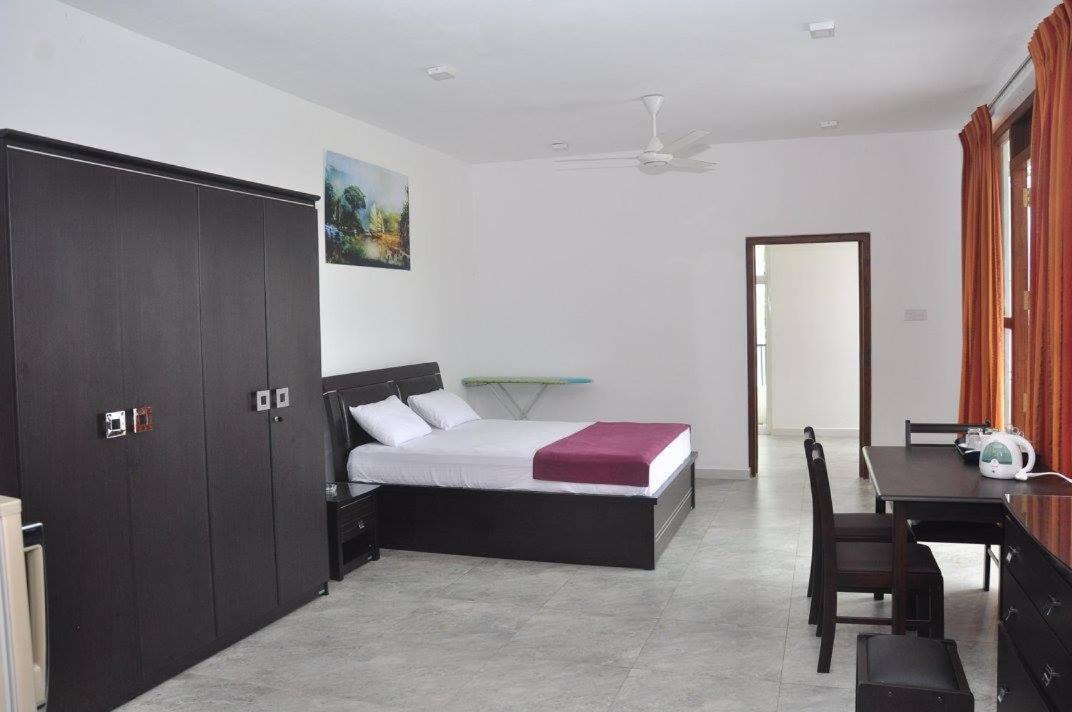 Ameesha Lodge Apartment