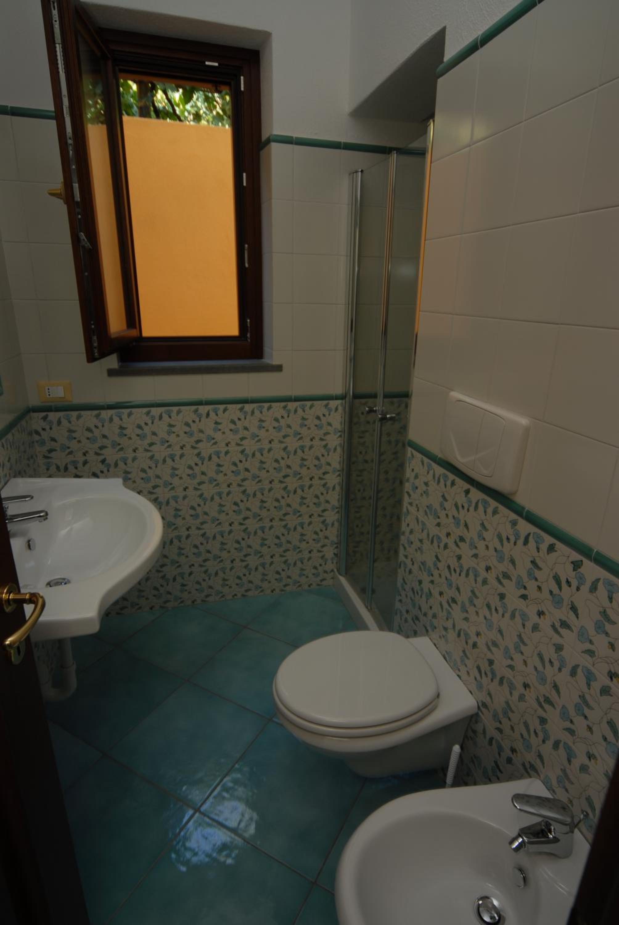 Photo 36
