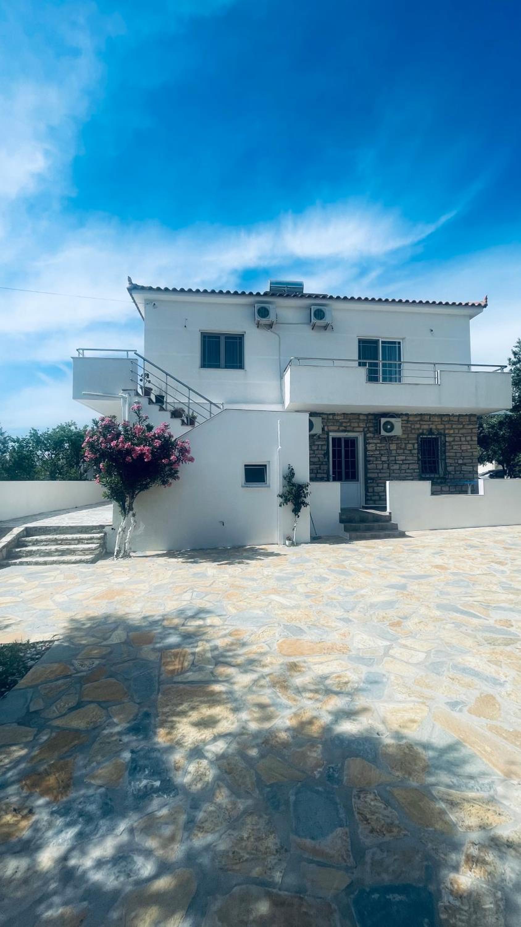 Guesthouse Dollomaja Ksamil