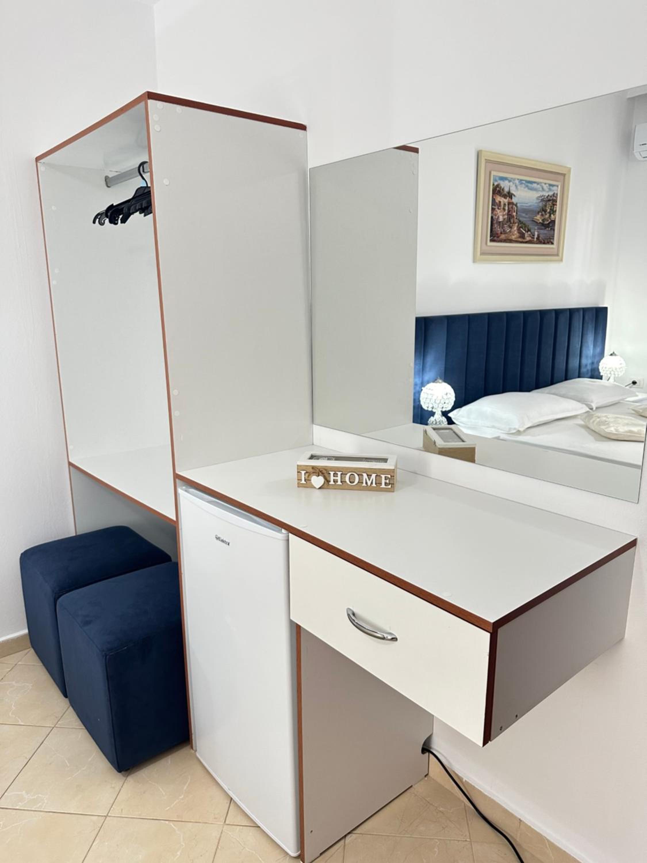 Eleni Guest House