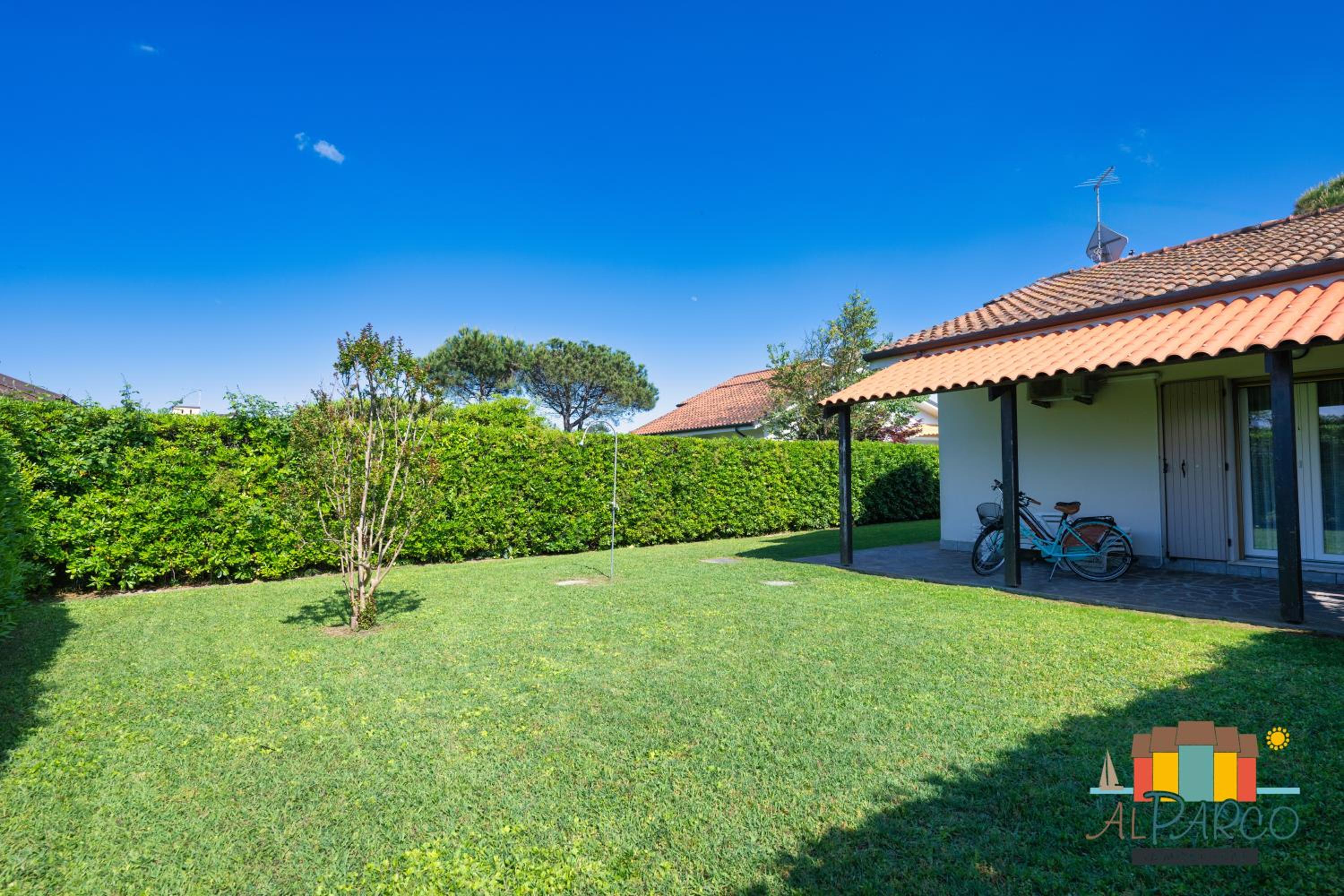 Villa Aurora view 5