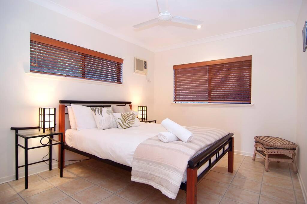 Palm Cove House - Holiday House