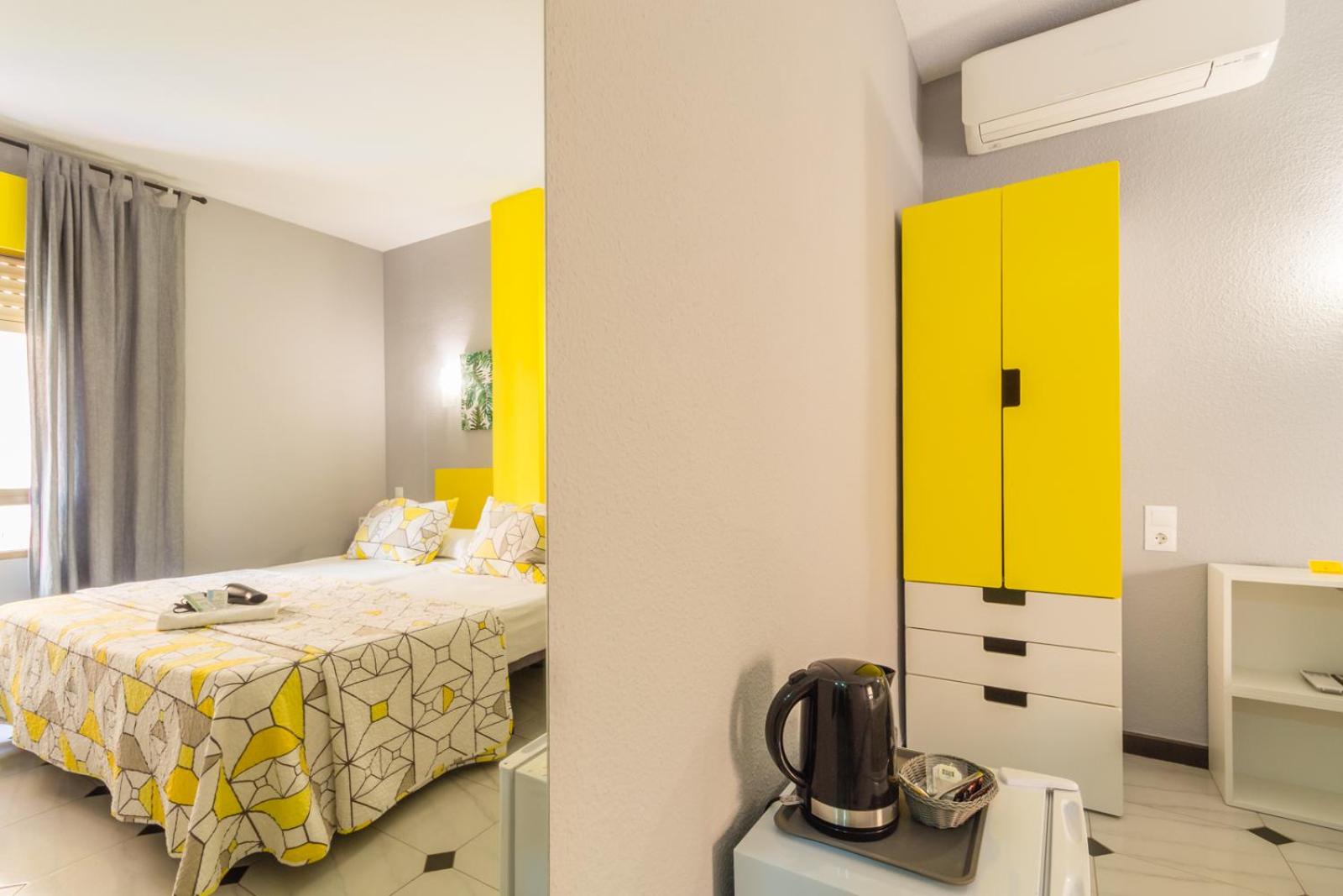 Hostal Tropical