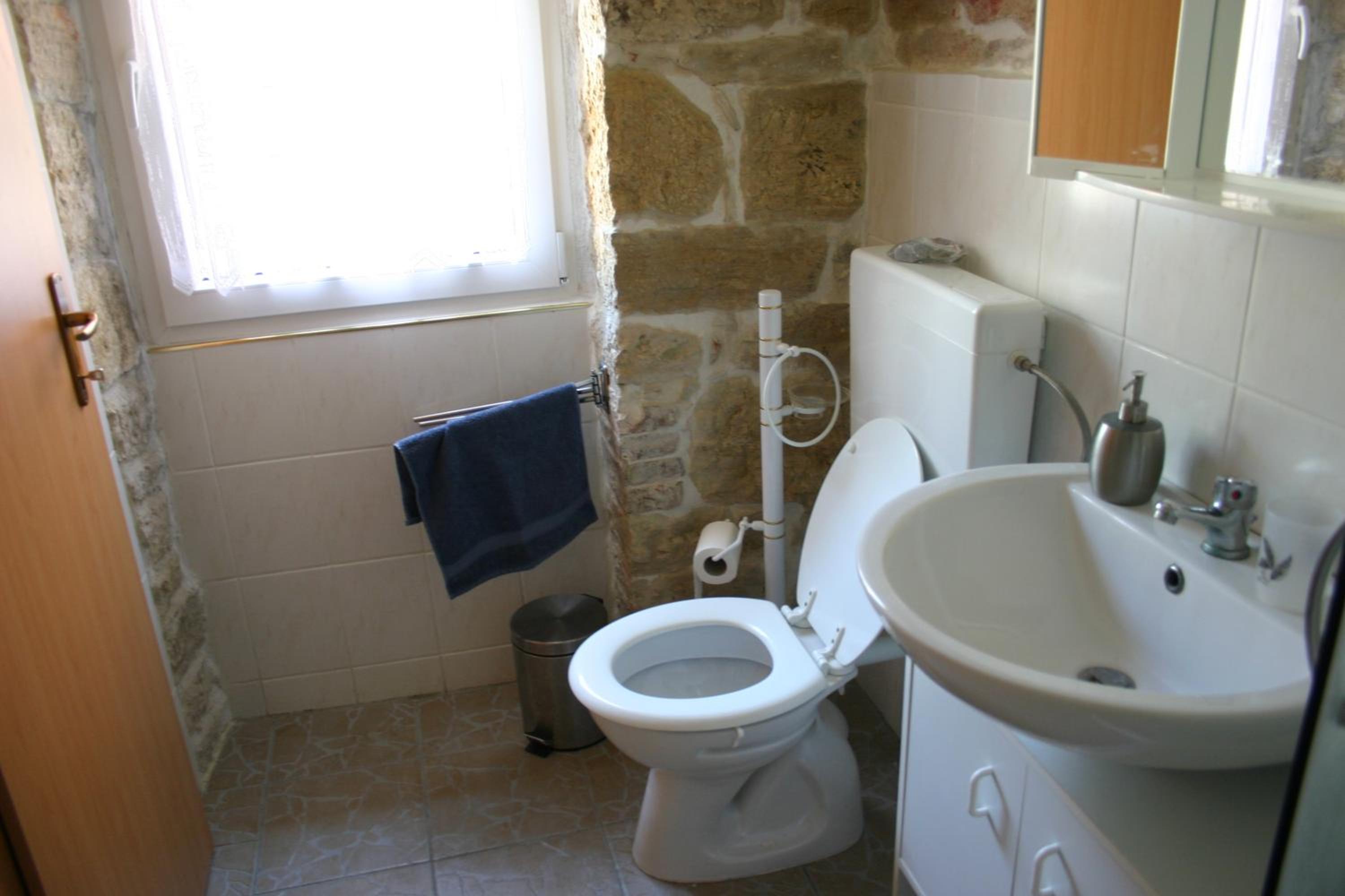 Photo 51