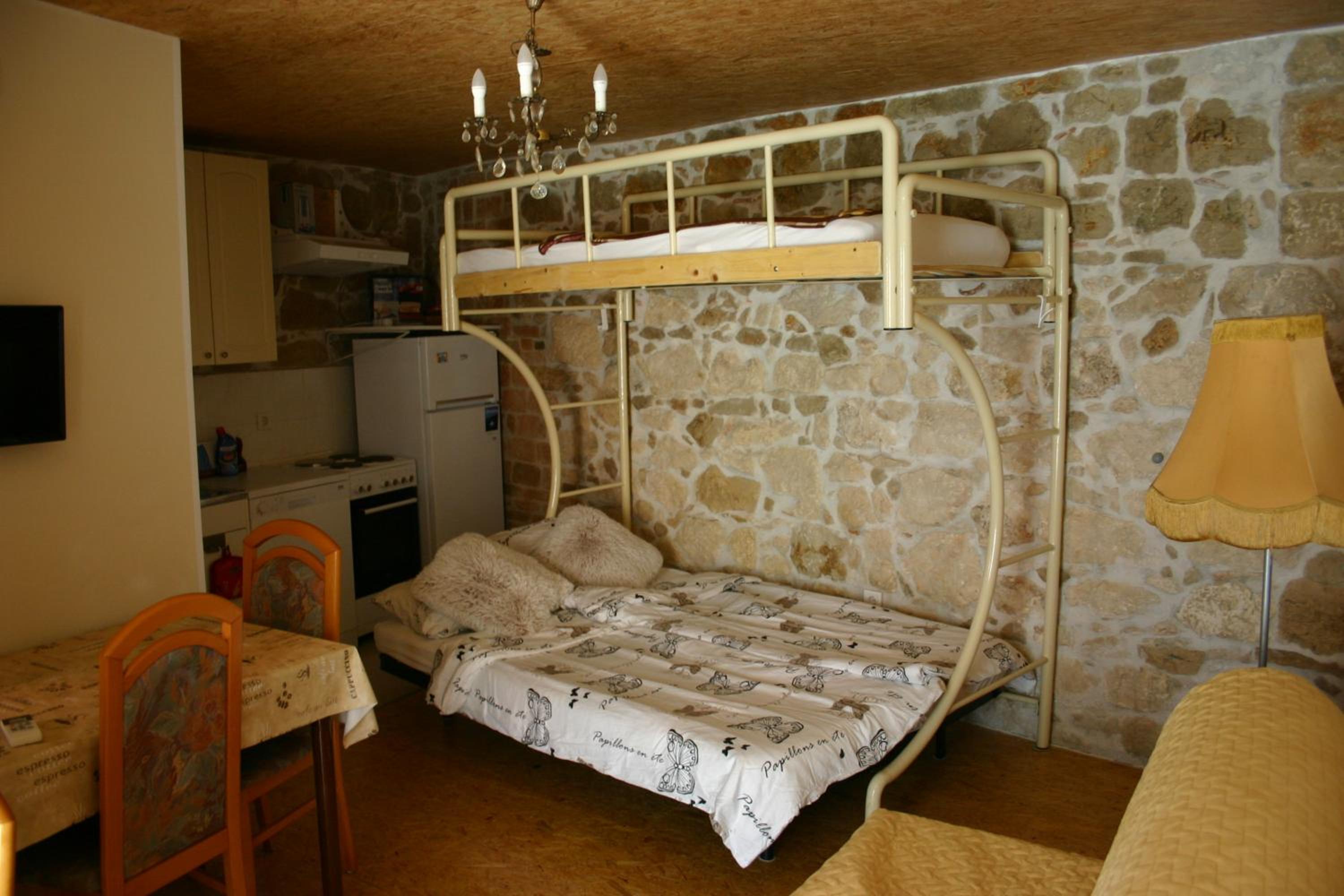Photo 49