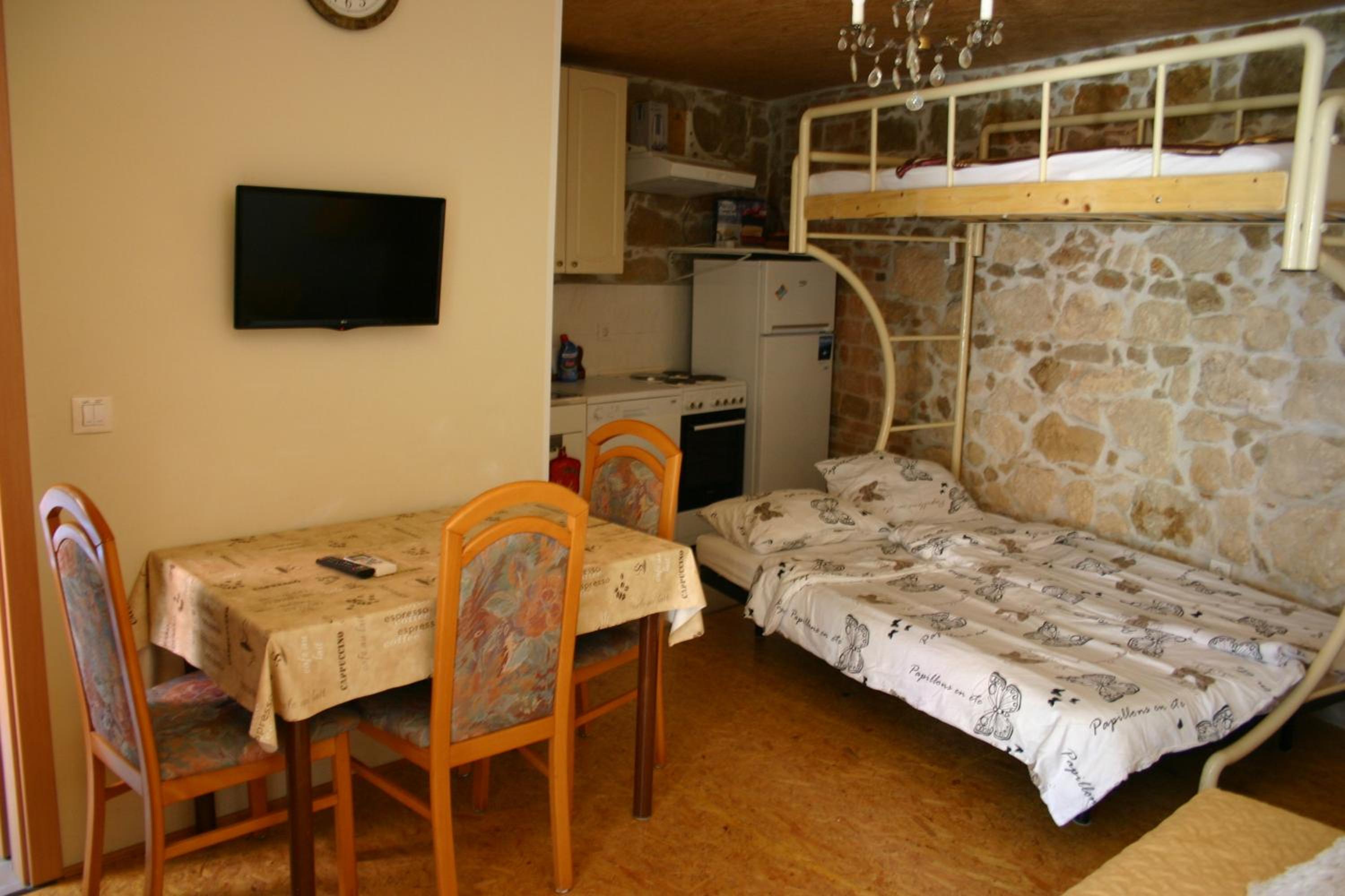 Photo 46