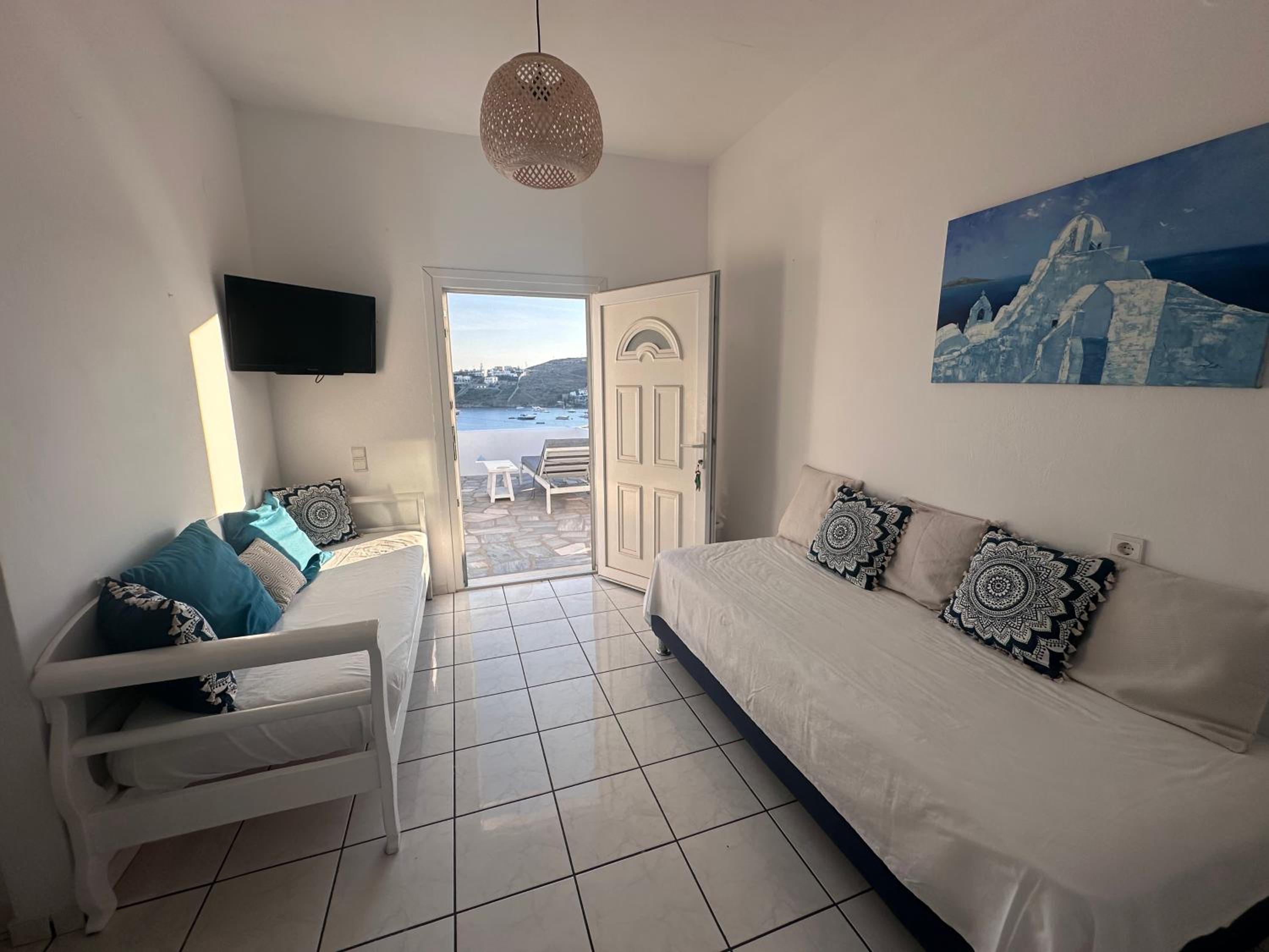 Revel Mykonos 3