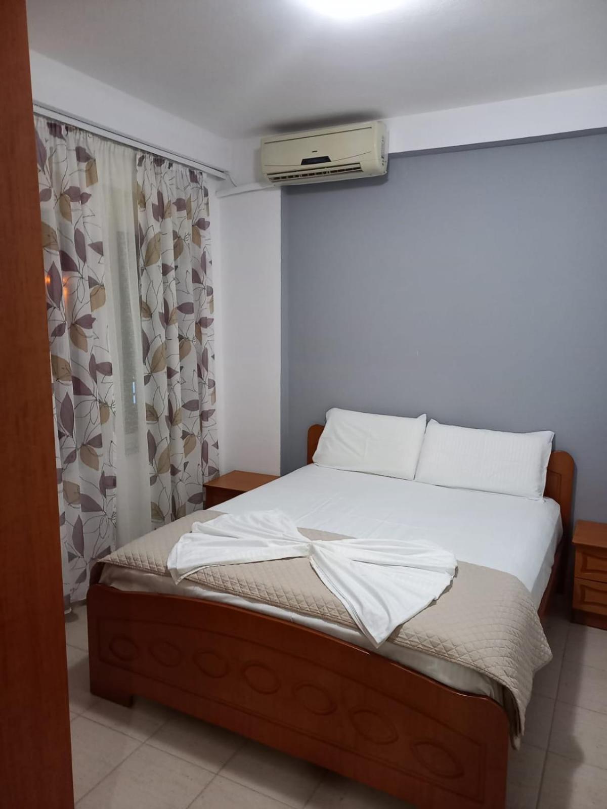 Popi Rooms