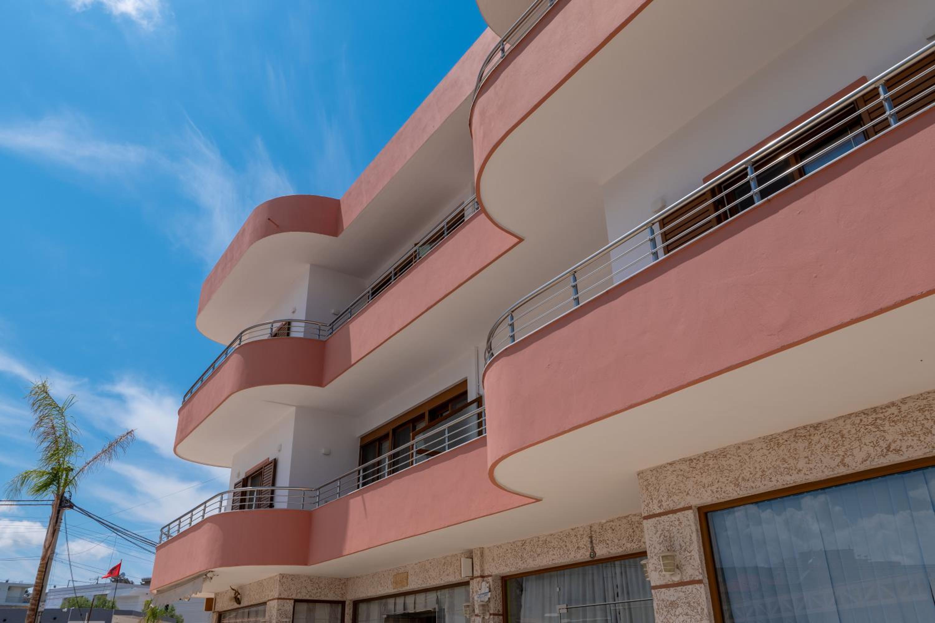 Doni Apartments