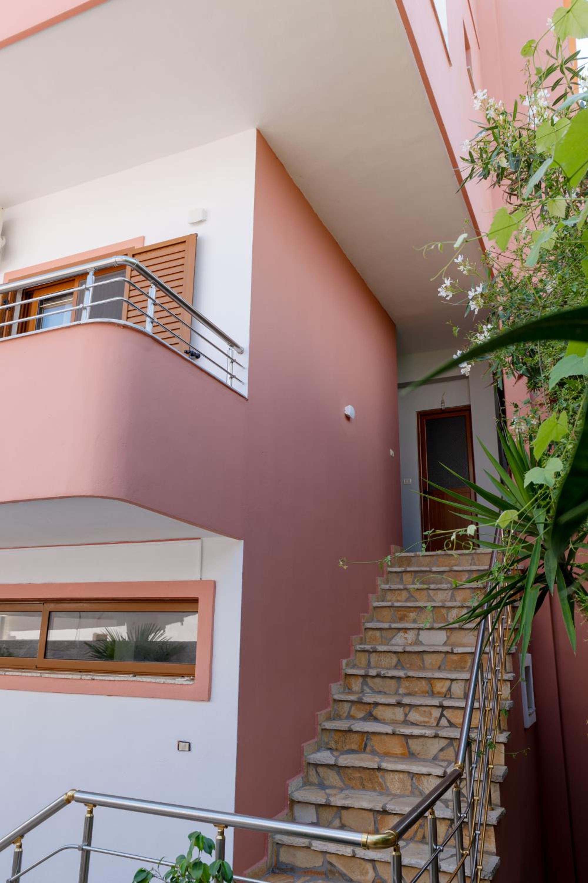 Doni Apartments