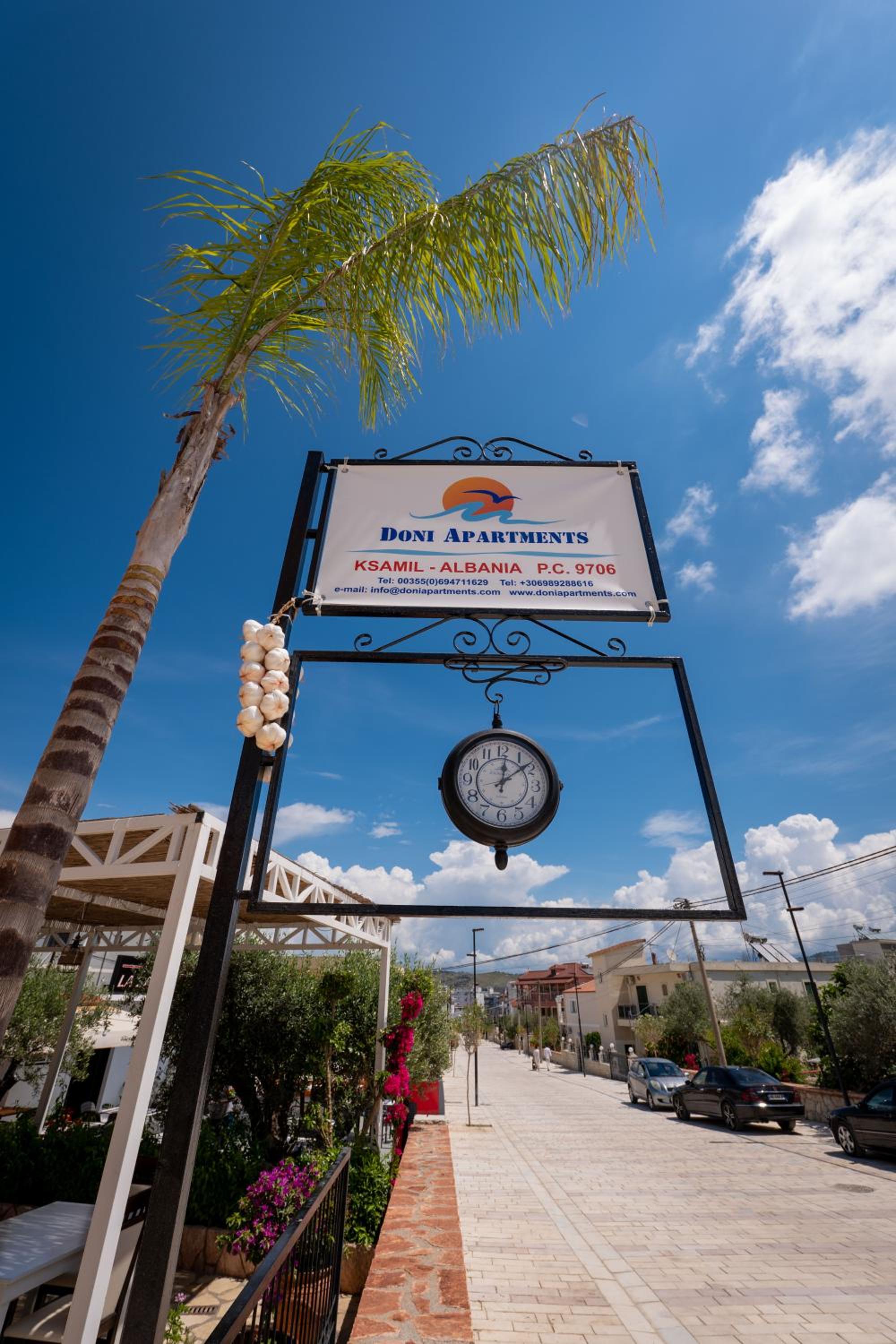 Doni Apartments