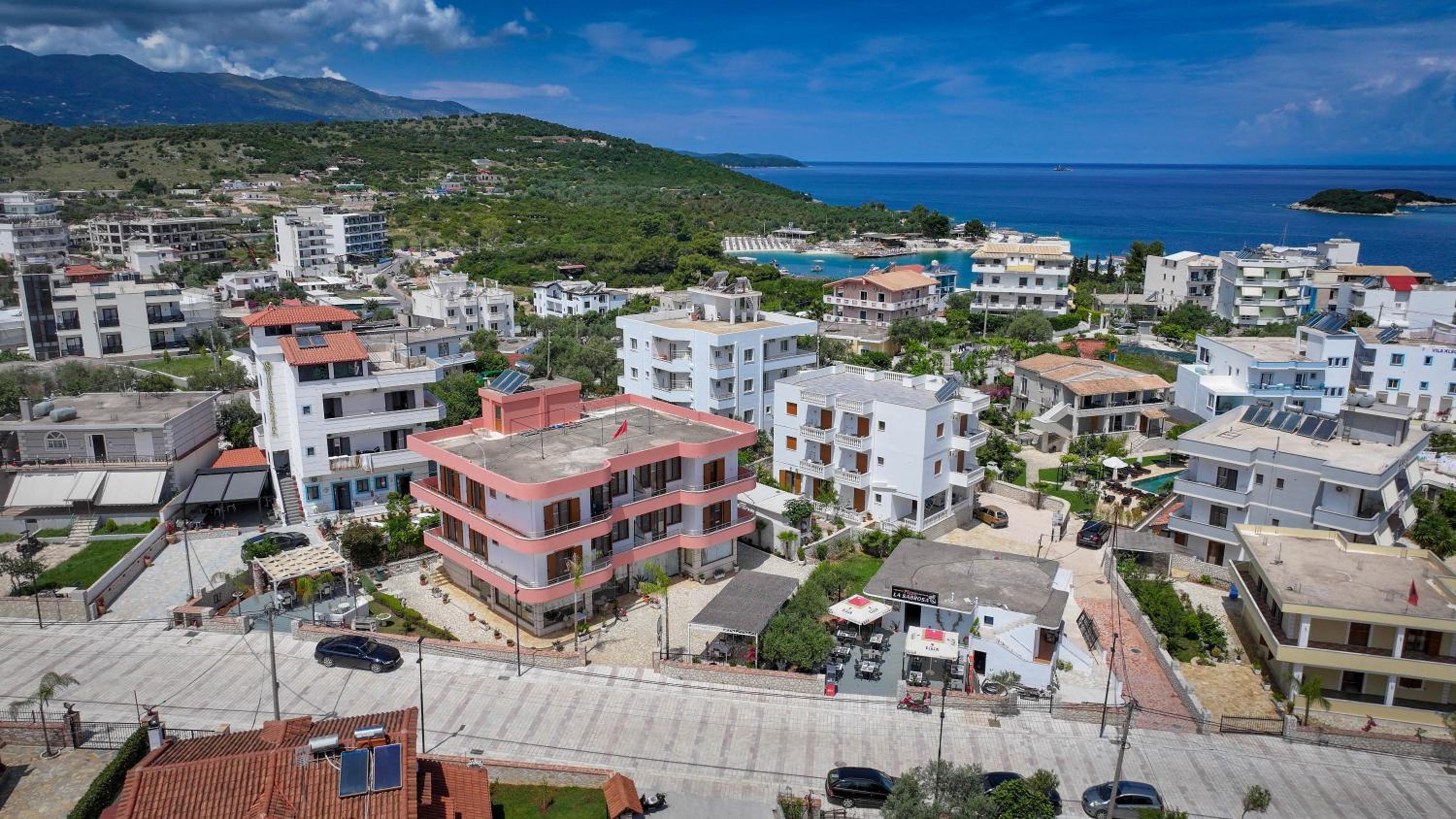 Doni Apartments